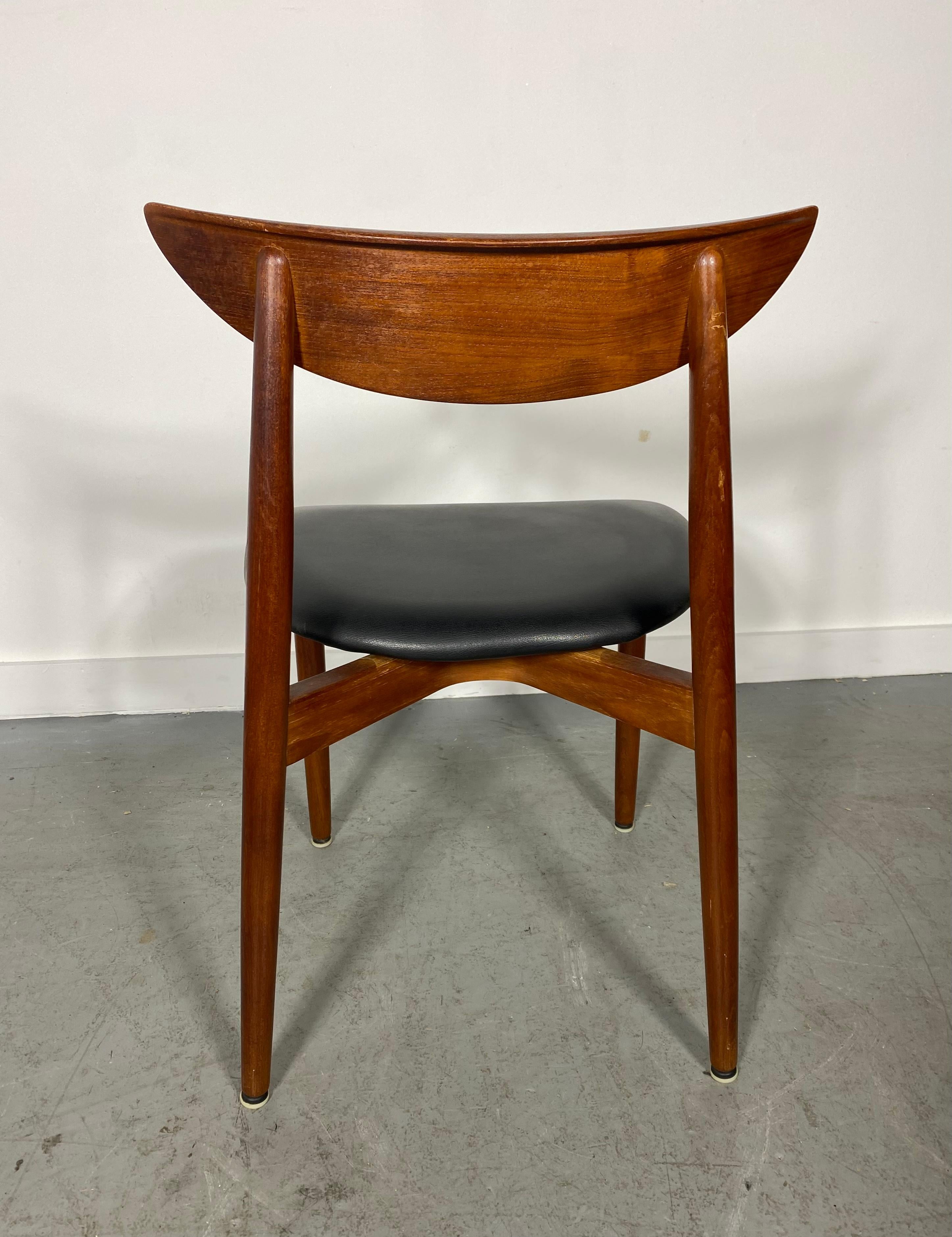 Set 4 Midcentury Teak Dining Chairs by Harry Ostergaard, Denmark  In Good Condition In Buffalo, NY