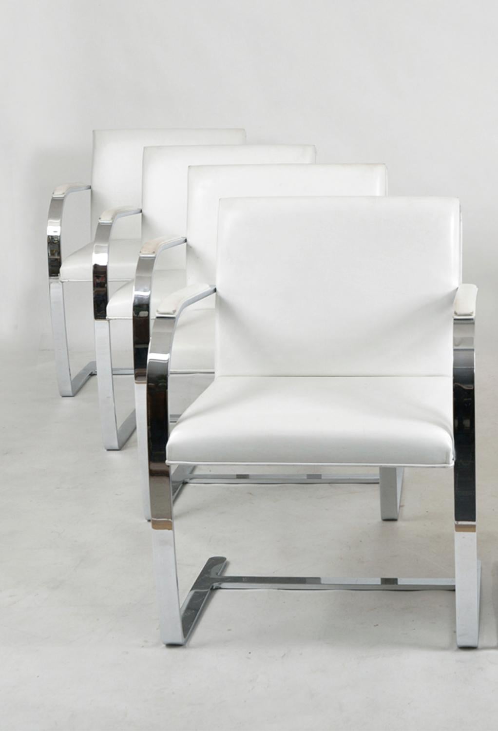 Contemporary Set 4 Mies van der Rohe Knoll Brno Flat Bar 255 Cantilever Dining Chairs White