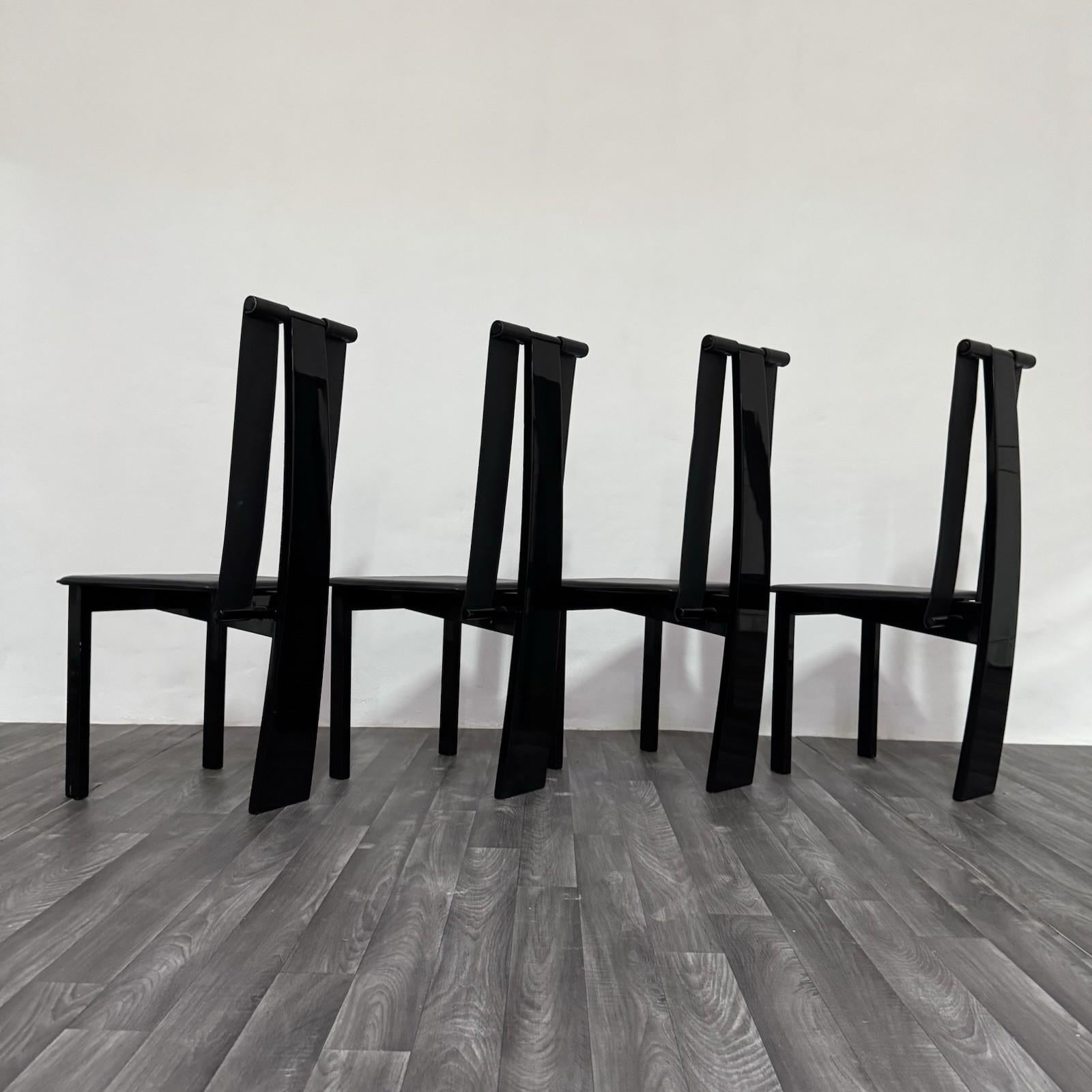 Set 4 Sedie Da Pranzo Postmoderne Design Anni ‘80 Modernariato en vente 4