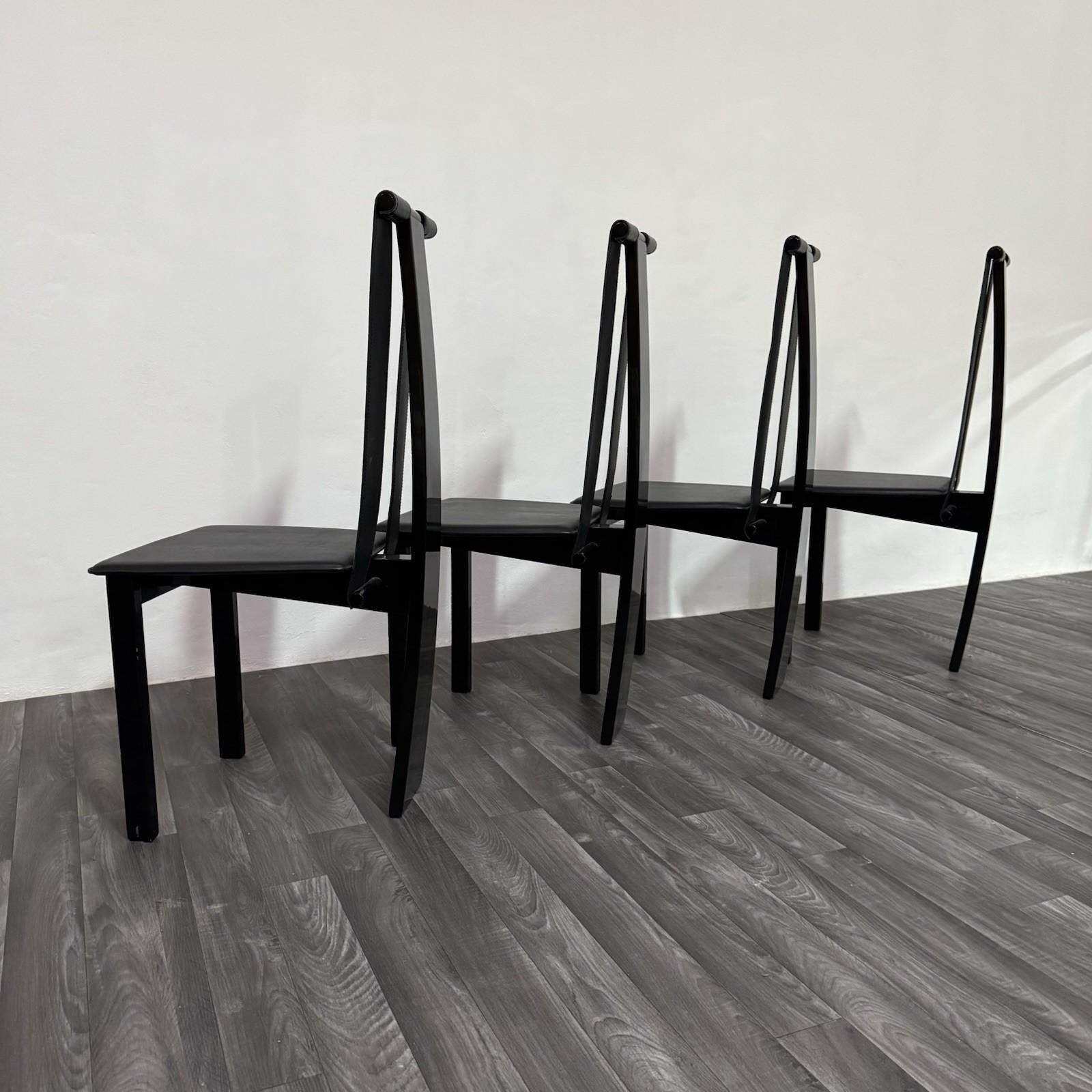 Set 4 Sedie Da Pranzo Postmoderne Design Anni ‘80 Modernariato en vente 1