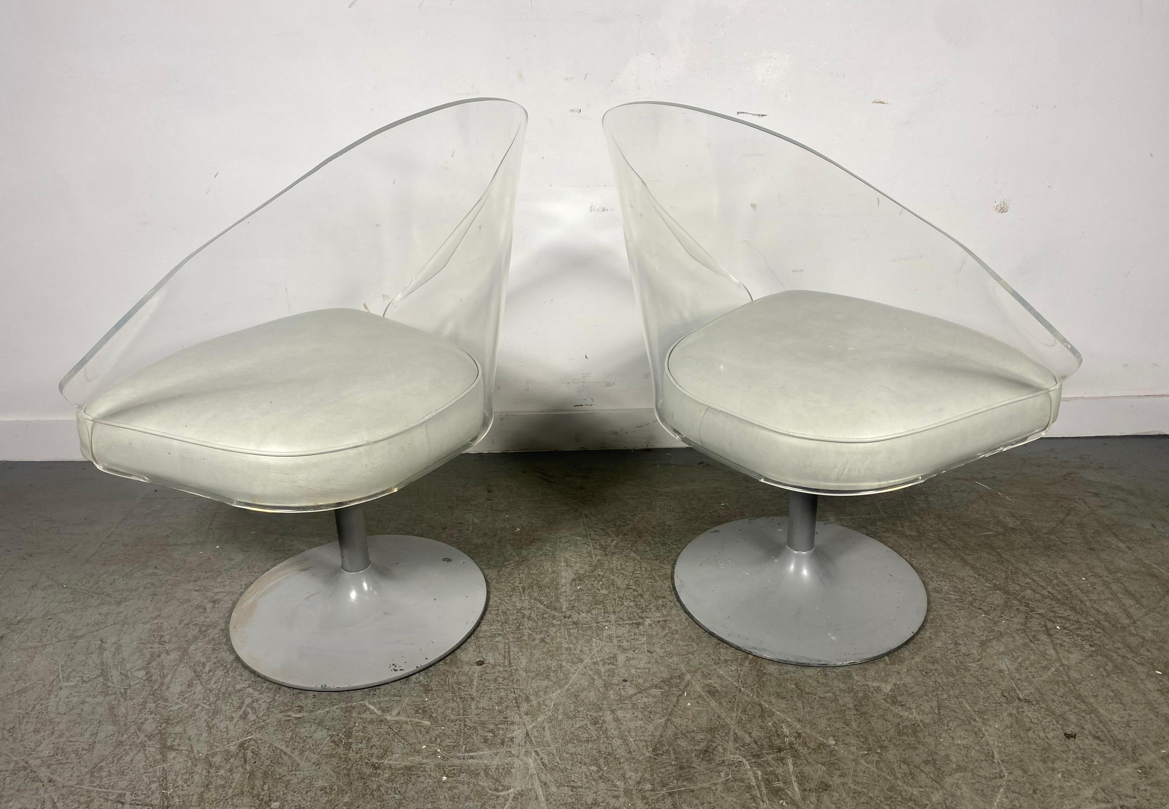 Set 4 Space Age Lucite Swivel Dining / Lounge Chairs , manner of Laverne For Sale 4