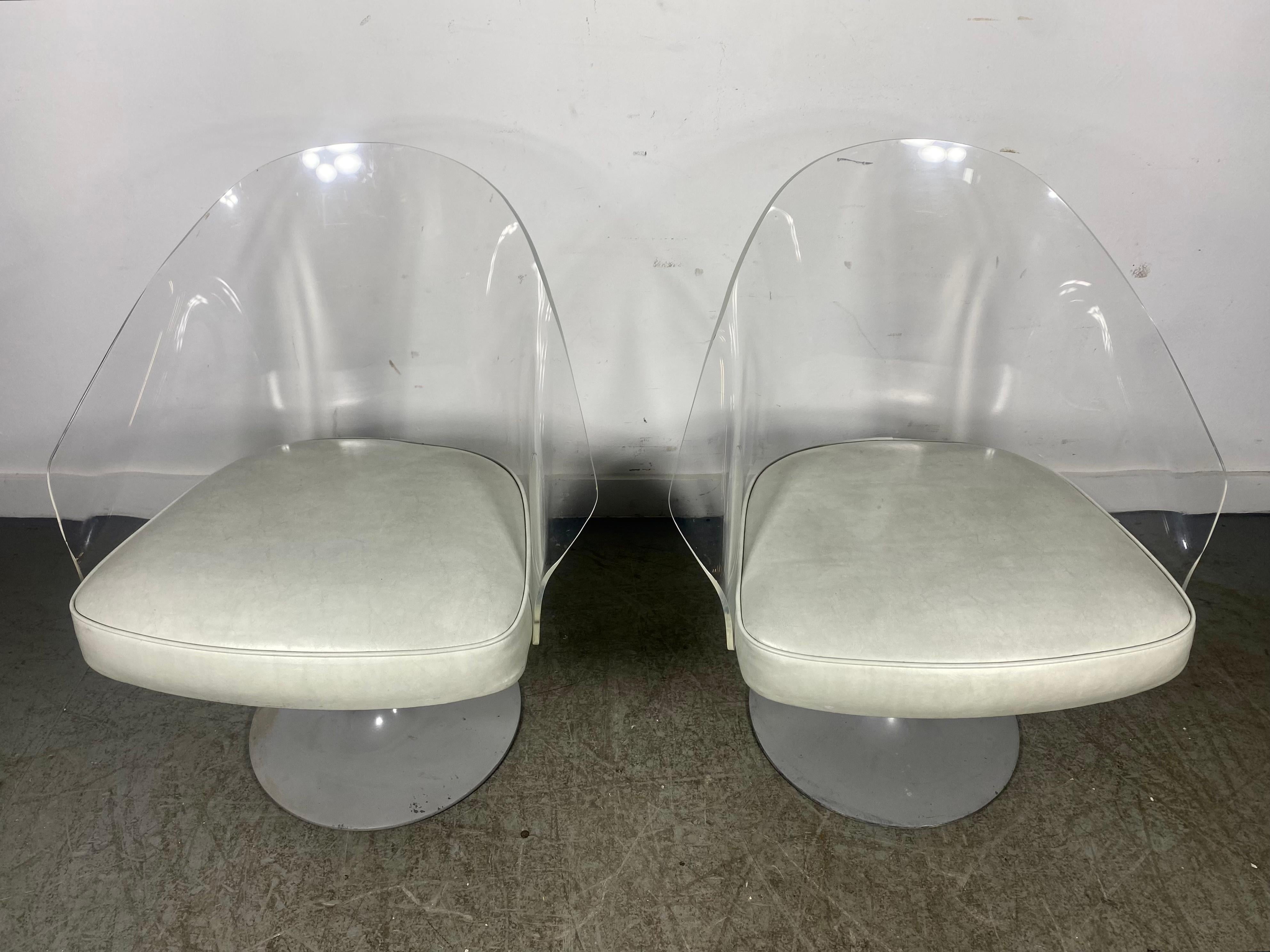 Set 4 Space Age Lucite Swivel Dining / Lounge Chairs , manner of Laverne For Sale 5