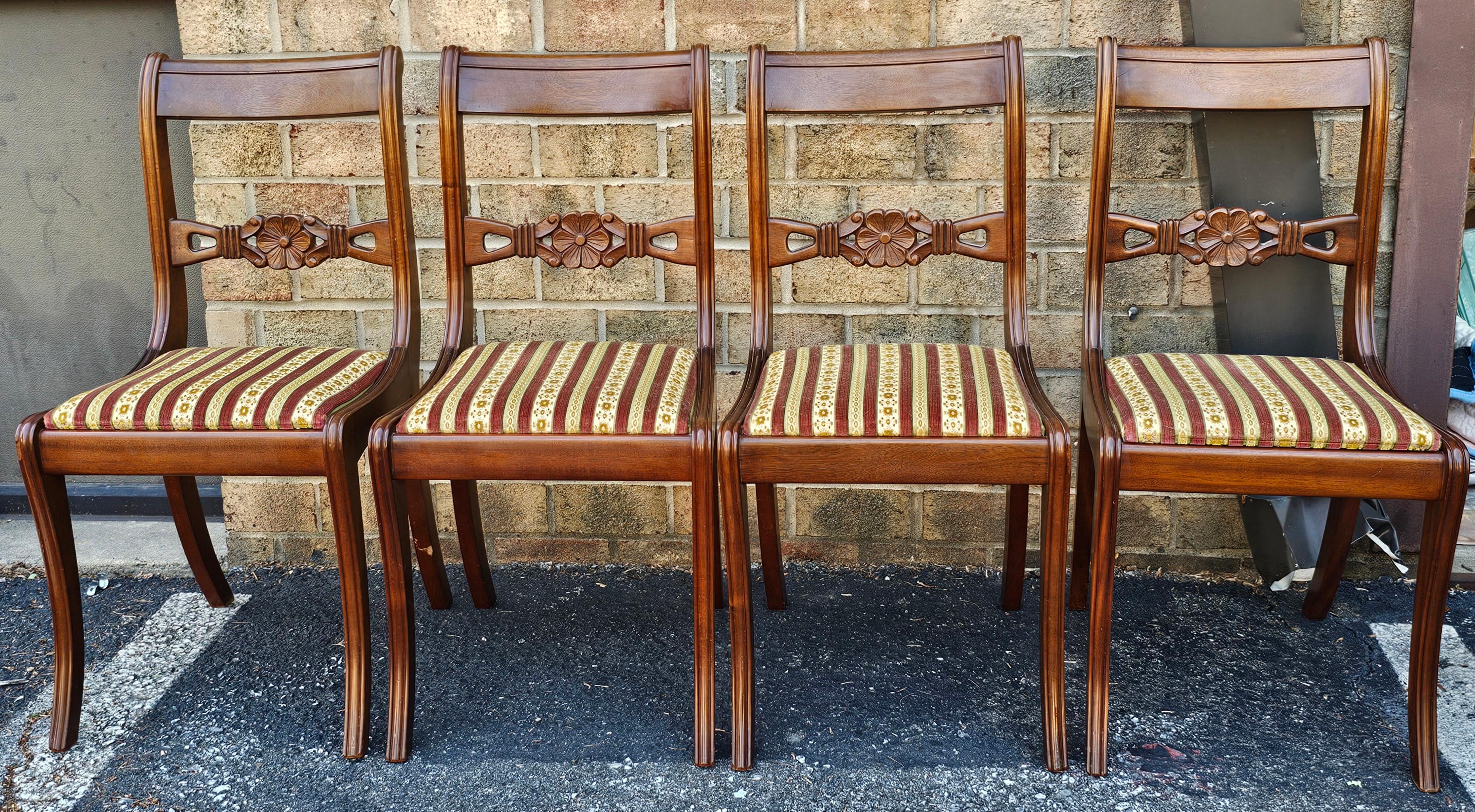 Set of four  Stijlvorm Meubelen Duncan Phyfe Style Mahogany and Upholstered Seats Side Chairs. 
Measures 17.5