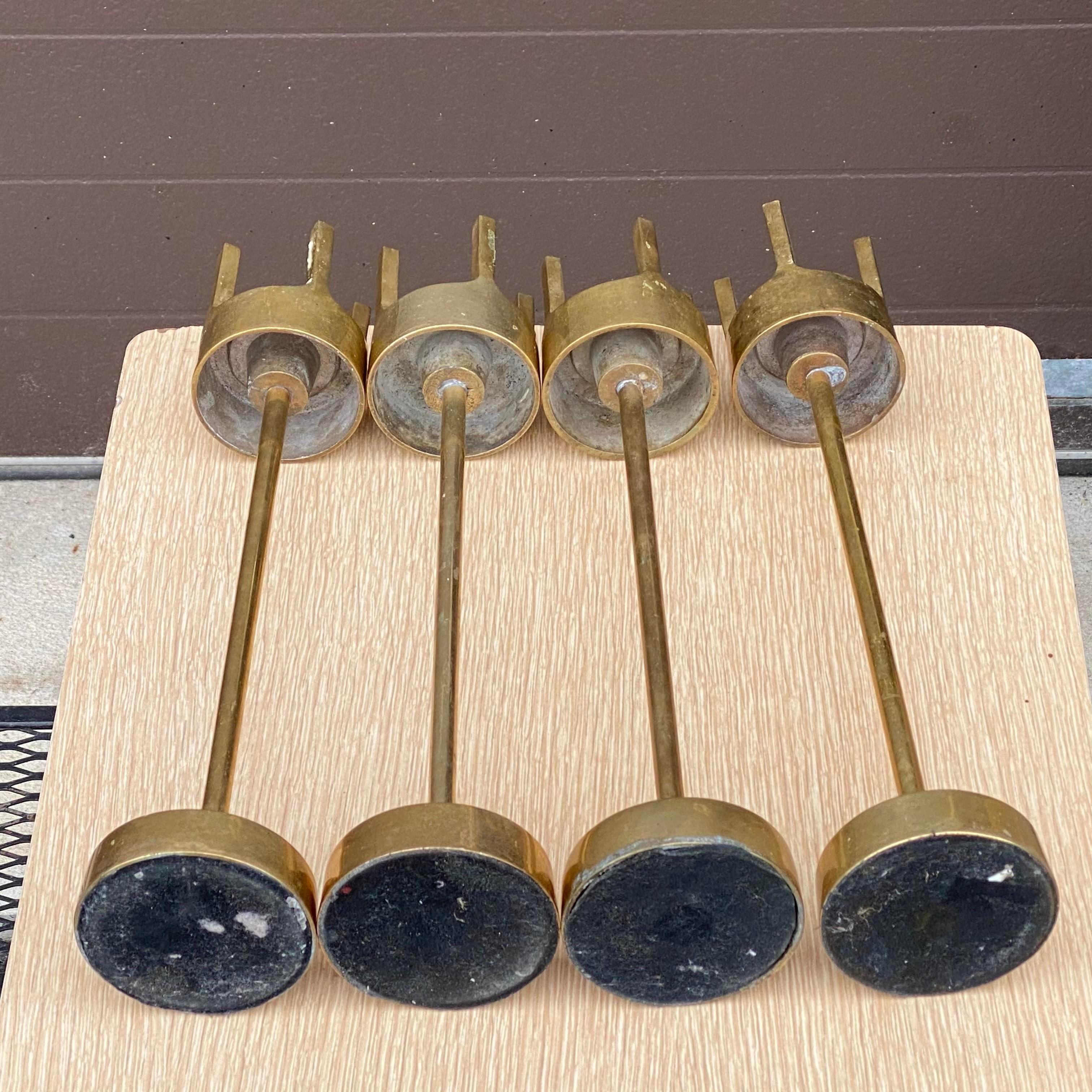 Set 4 Swedish Modernist Brass Candlesticks After Pierre Forsell for Skultuna For Sale 1