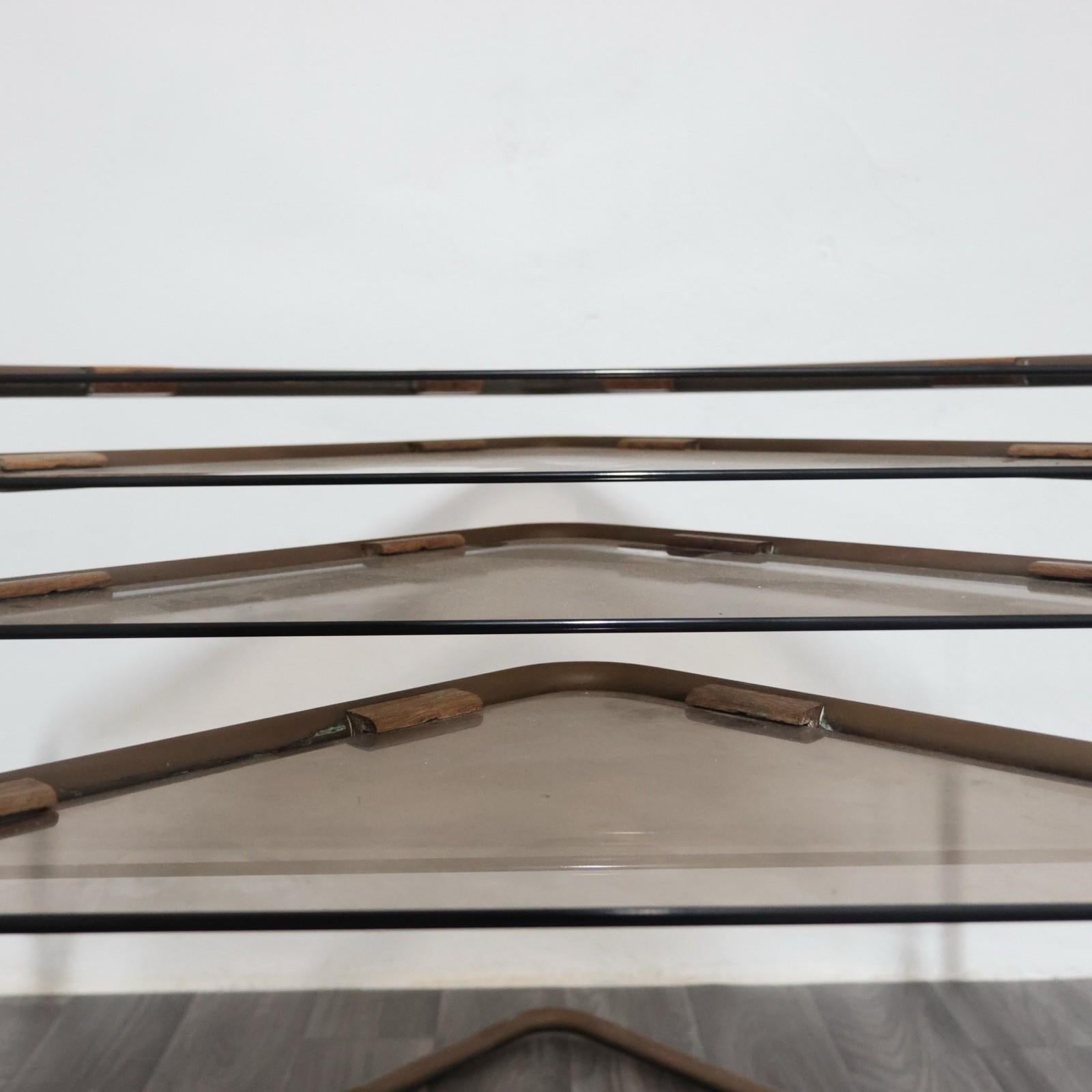 Set 4 tavolini Componibili Metallo E Vetro 1960’s Design Modernariato For Sale 3