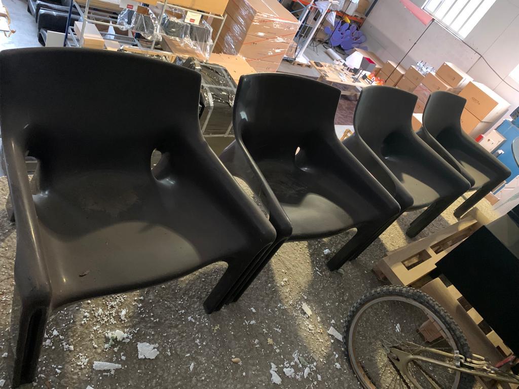 Ensemble de 3 sièges et table basse Vicario de Vico Magistretti pour Artemide Bon état - En vente à Hoegaarden, BE