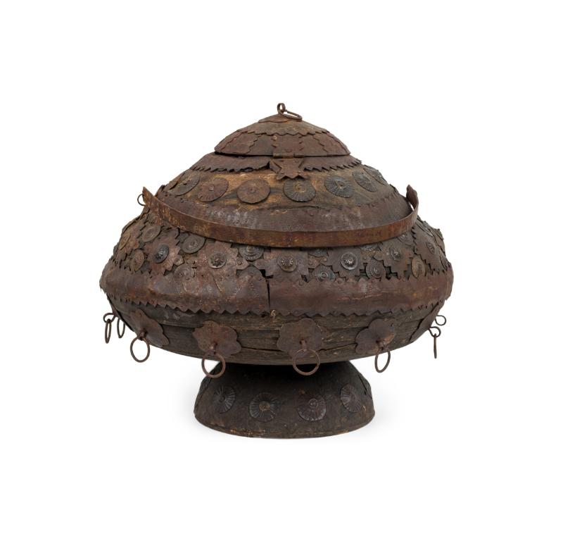 Set 5 19th Century Anglo Indian Covered Canisters 10