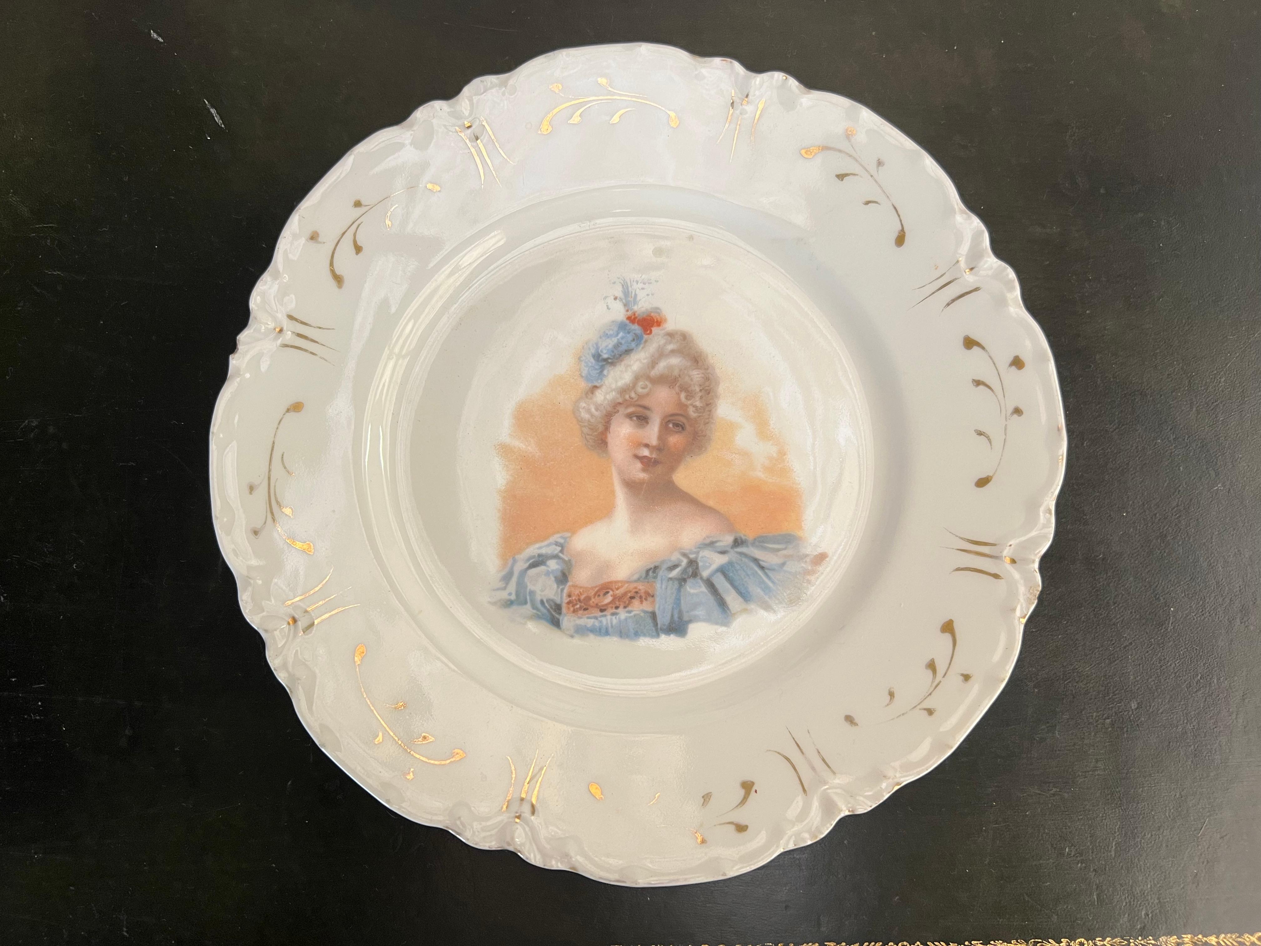 French Set 5 collectible plates Haviland Limoges with women 19th For Sale