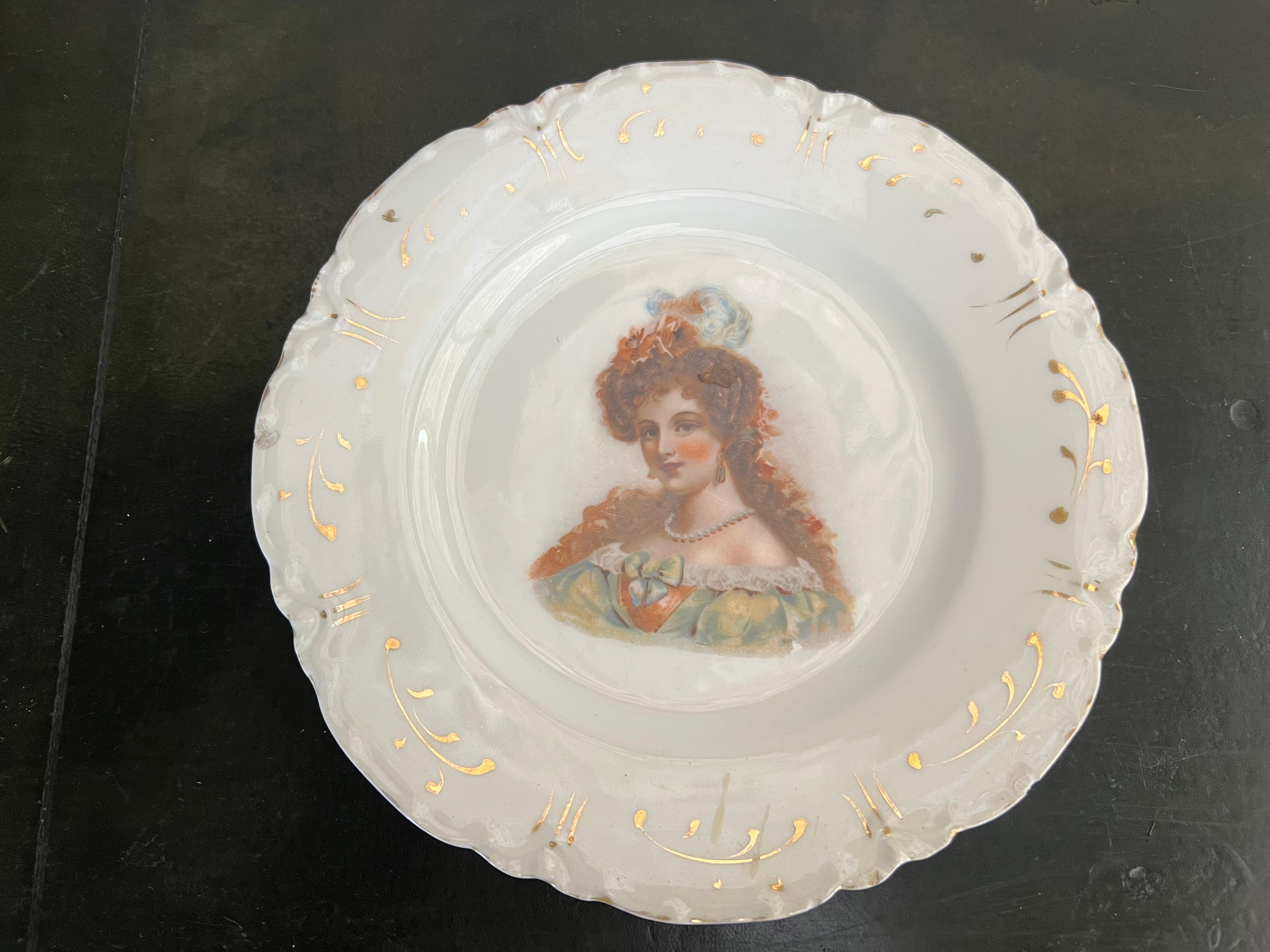 Porcelain Set 5 collectible plates Haviland Limoges with women 19th For Sale