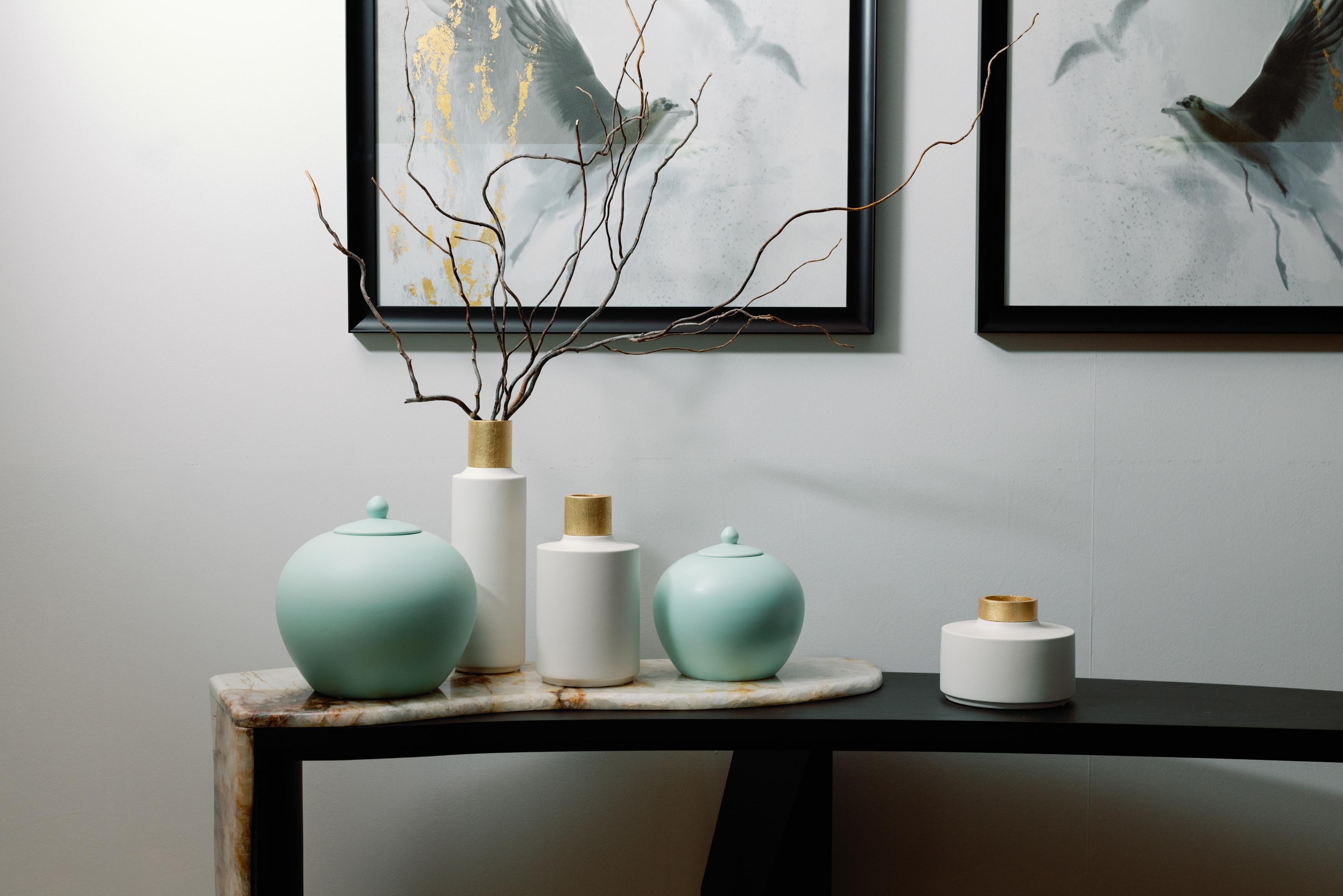 Set/5 Ceramic Jars & Pots, Lusitanus Home Collection, Handcrafted in Portugal - Europe by Lusitanus Home.

This beautiful set includes three waterproof ceramic jars and two ceramic pots with lid, perfect to be displayed together in endless