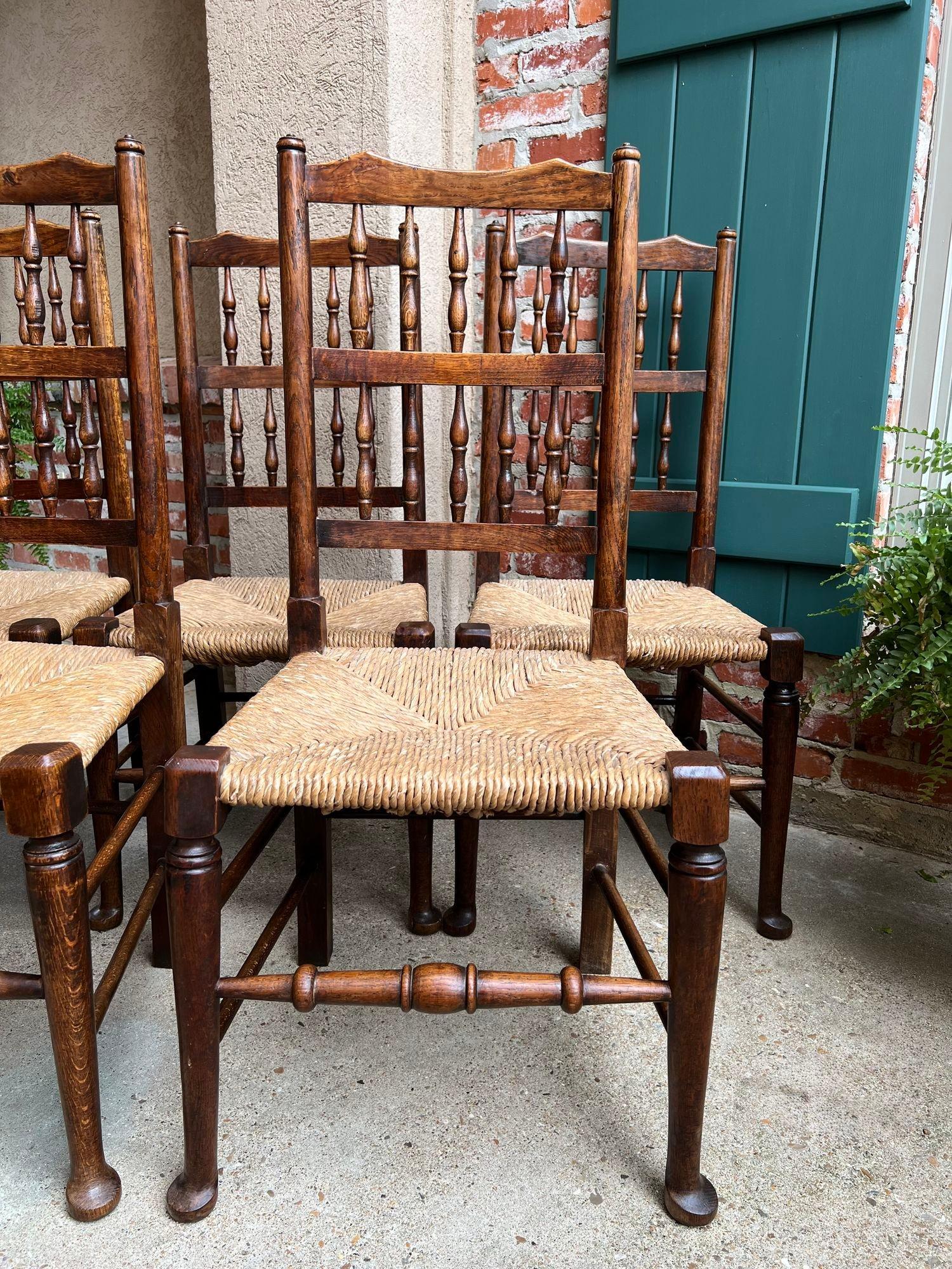Set 5 Vintage English Oak Dining Side Chairs Rush Seat Lancashire Spindle Back For Sale 9