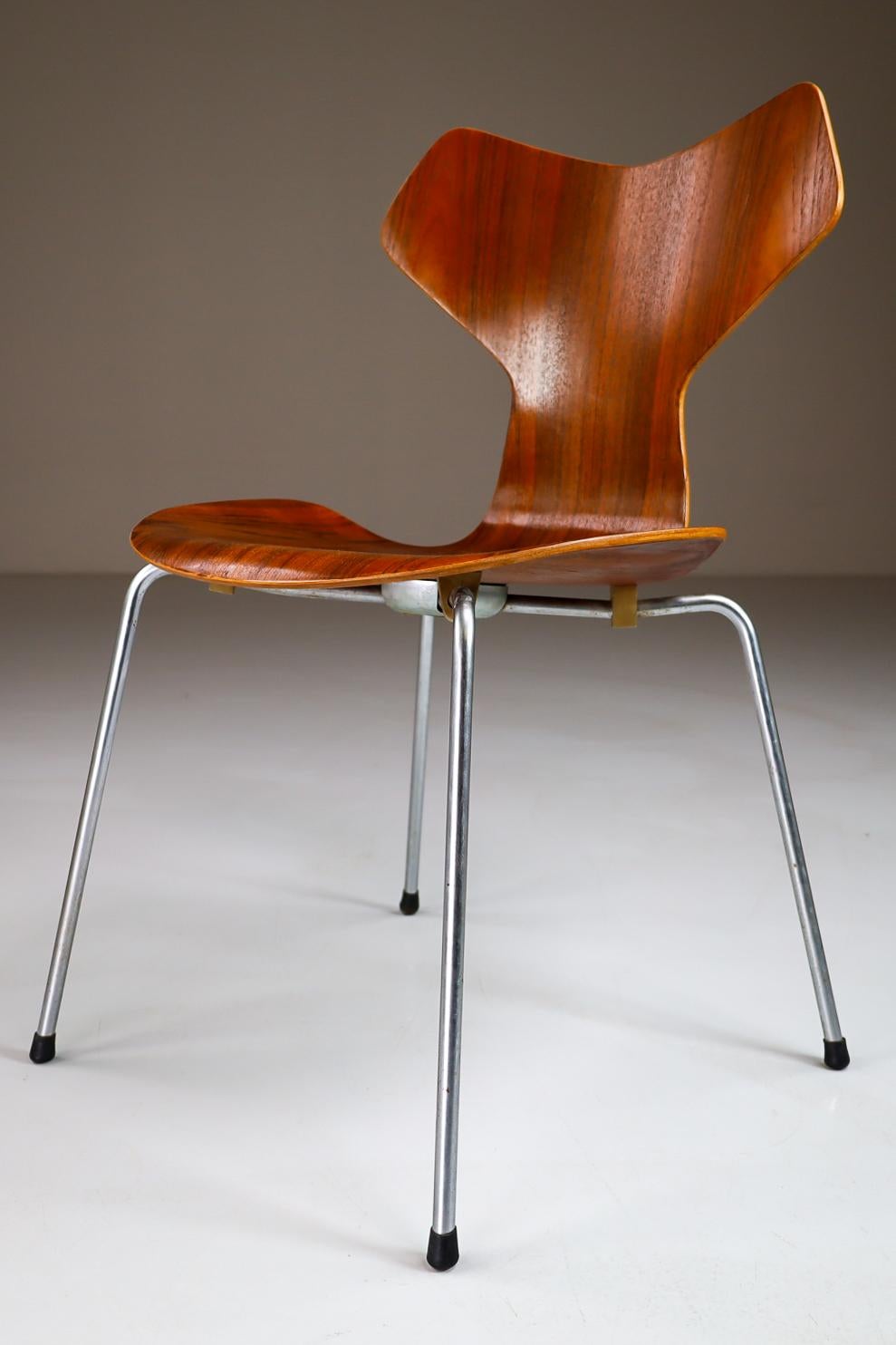 Set/6 Arne Jacobsen Grand Prix Dining Chairs for Fritz Hansen, Denmark 1960s 1