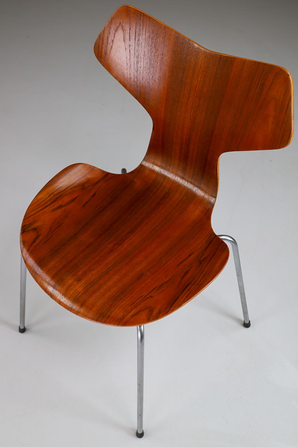 Set/6 Arne Jacobsen Grand Prix Dining Chairs for Fritz Hansen, Denmark 1960s 2