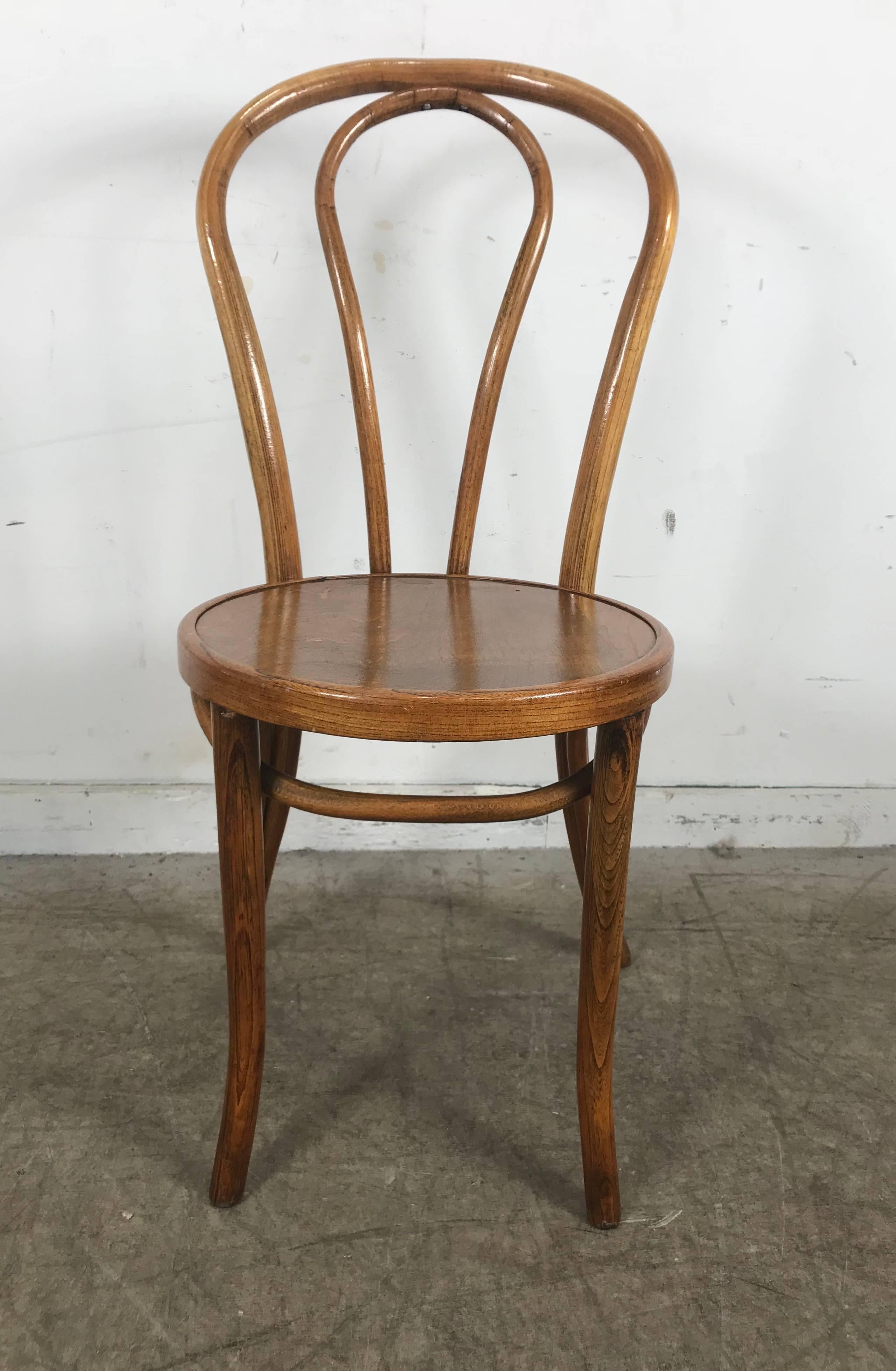 Set of Six Classic American Bentwood Side Chairs by Thonet, New York 5