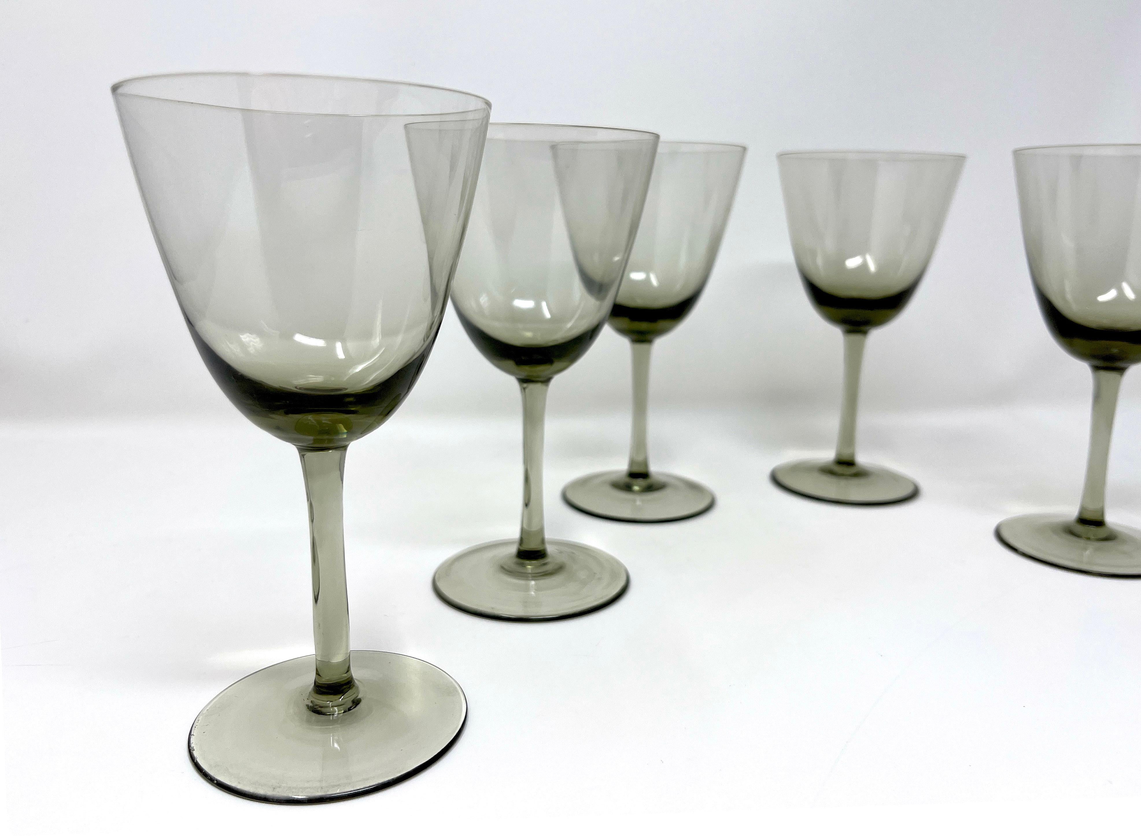 Mid-Century Modern Set 6 verres à apéritif soufflés à la bouche The Moderns Gray, MCM 1960s Denmark Art Glass en vente