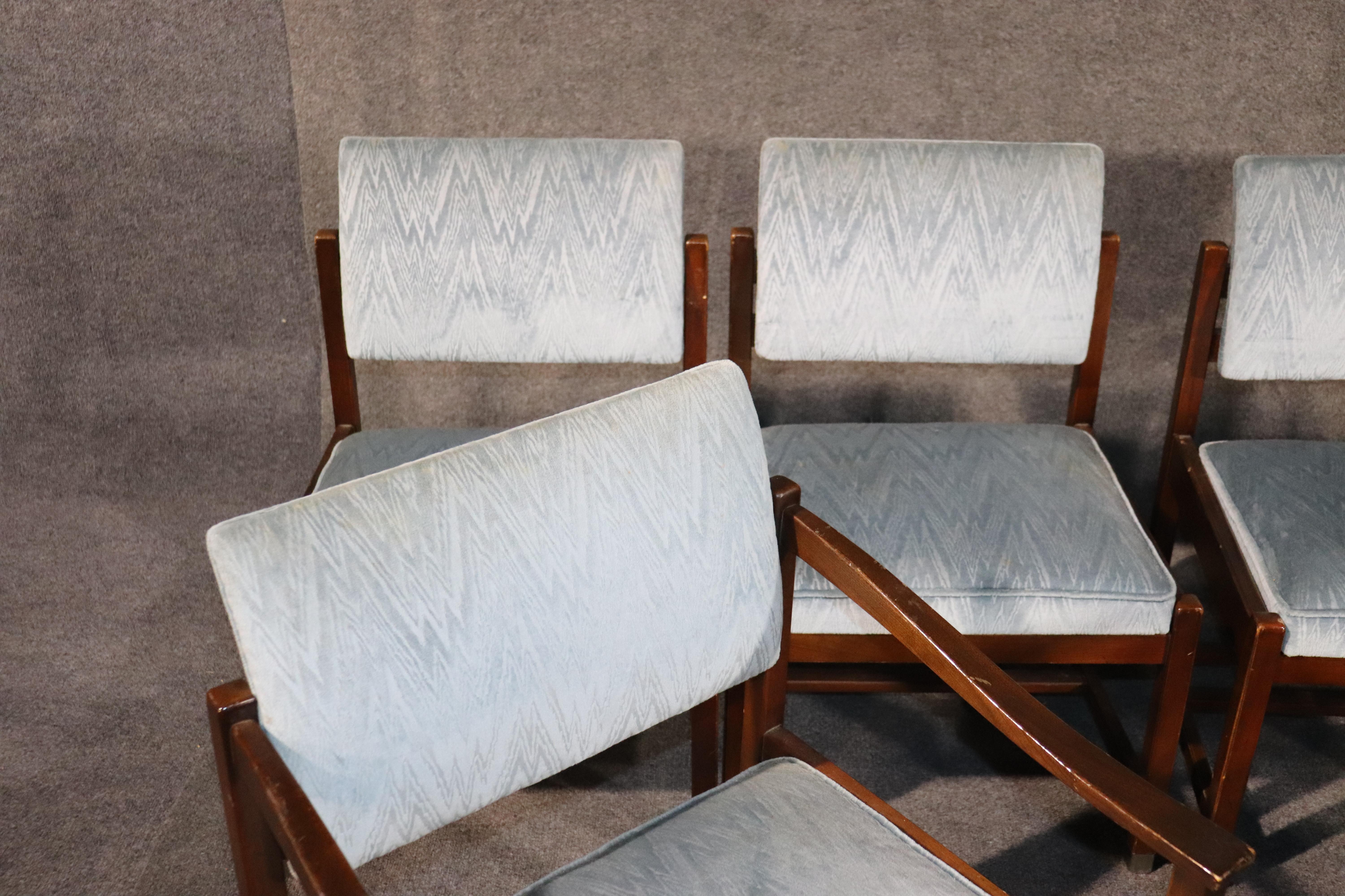 Mid-20th Century Set of 6 Lane Walnut Mid-Century Modern Dining Chairs, circa 1960