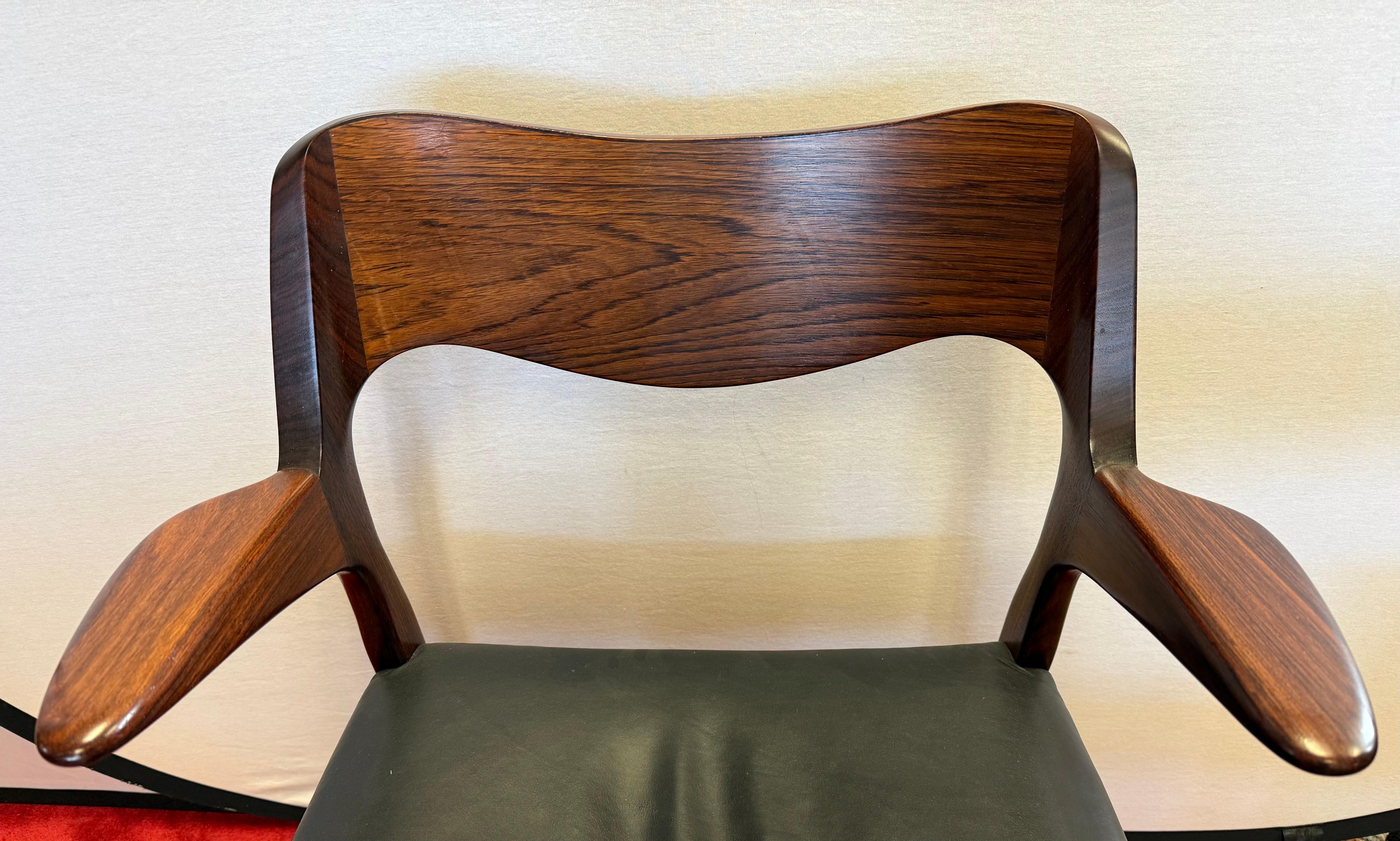 Set 6 Mid Century Danish Modern Niels Otto Moller Models 55 & 71 Dining Chairs In Good Condition In West Hartford, CT