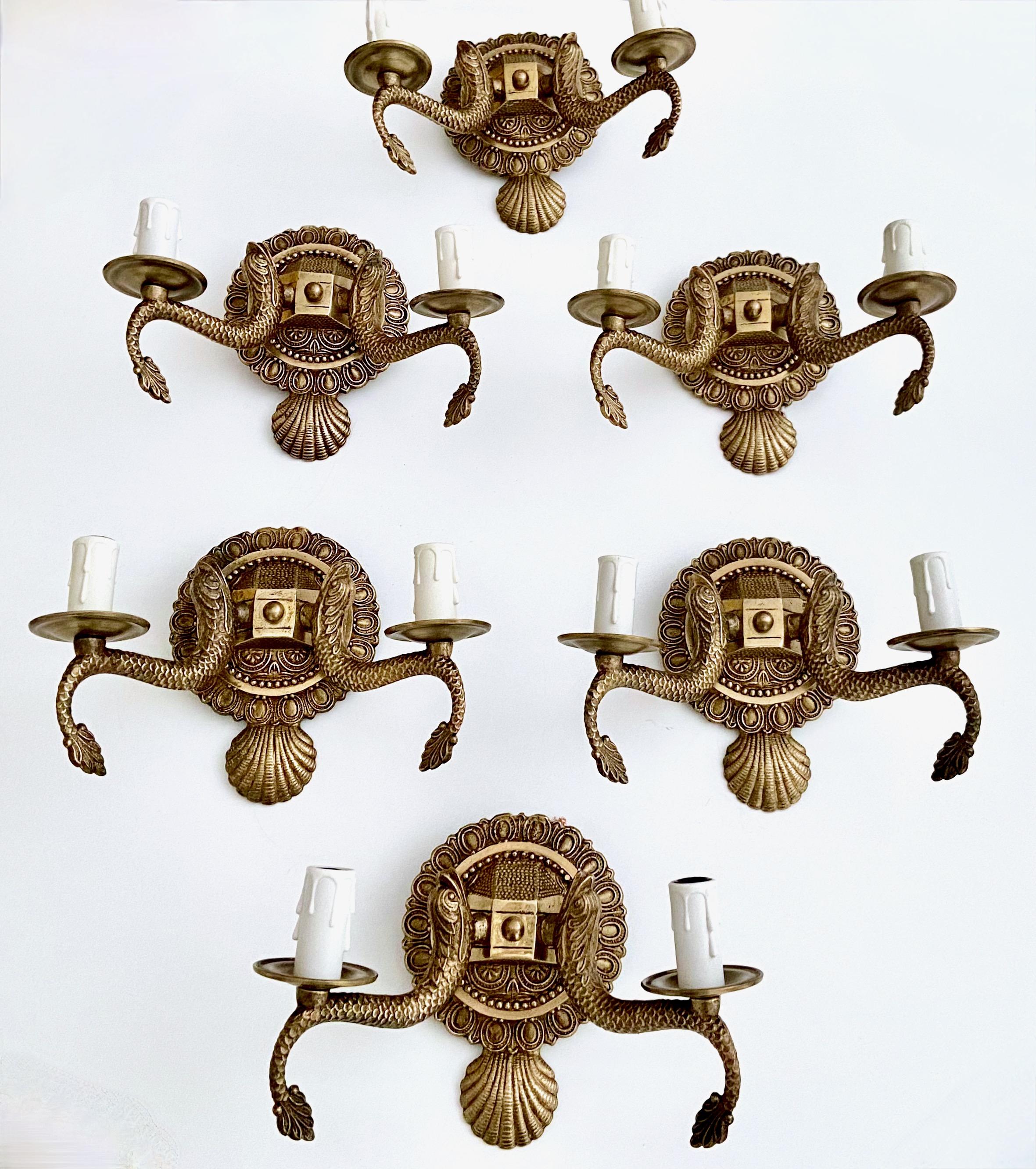 Set 6 Neoclassic Dolphin Shell Brass Wall Sconces For Sale 10