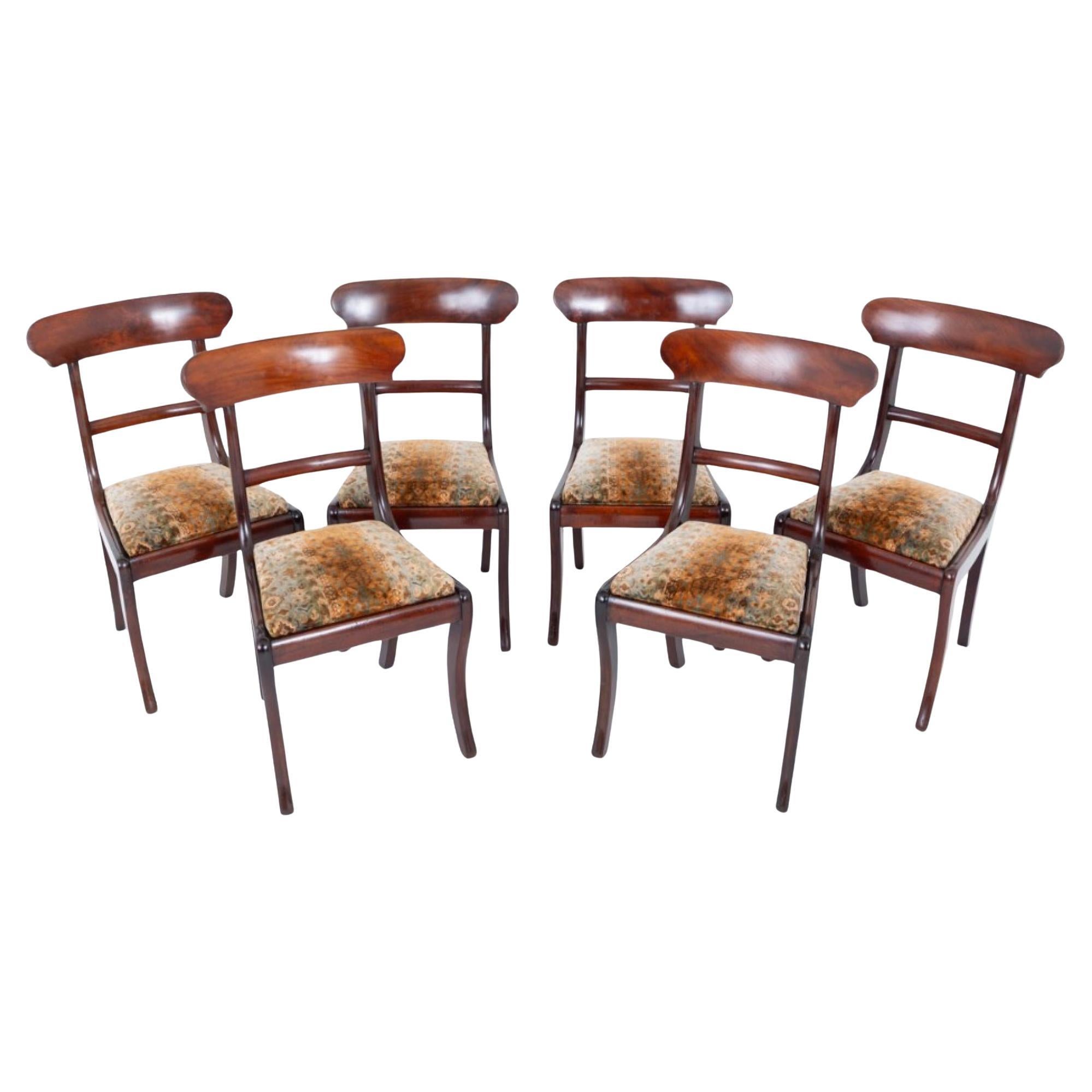Ensemble de 6 chaises de salle à manger d'époque 1810