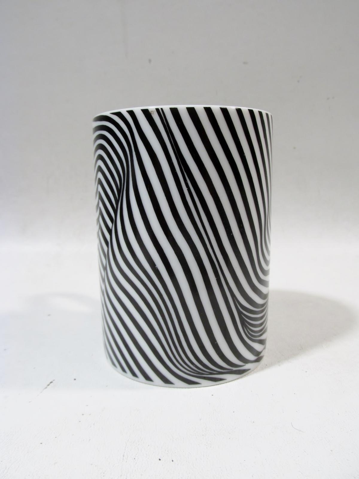 Set of 6 Robert & Trix Haussman Postmodern Swid Powell Black Stripes Mugs In Good Condition In Denver, CO