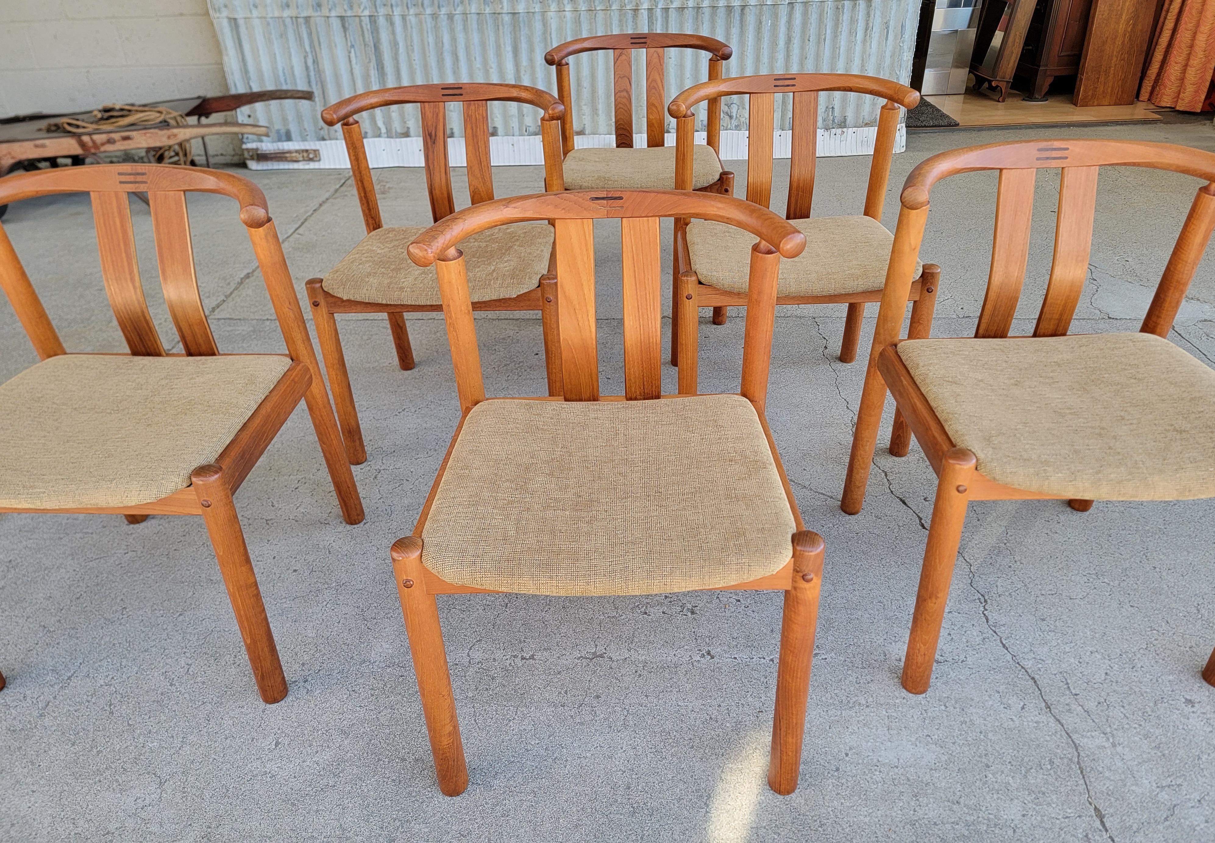 Set 6 Teak Dining Chairs by Hans J. Frydendal for Boltinge 8