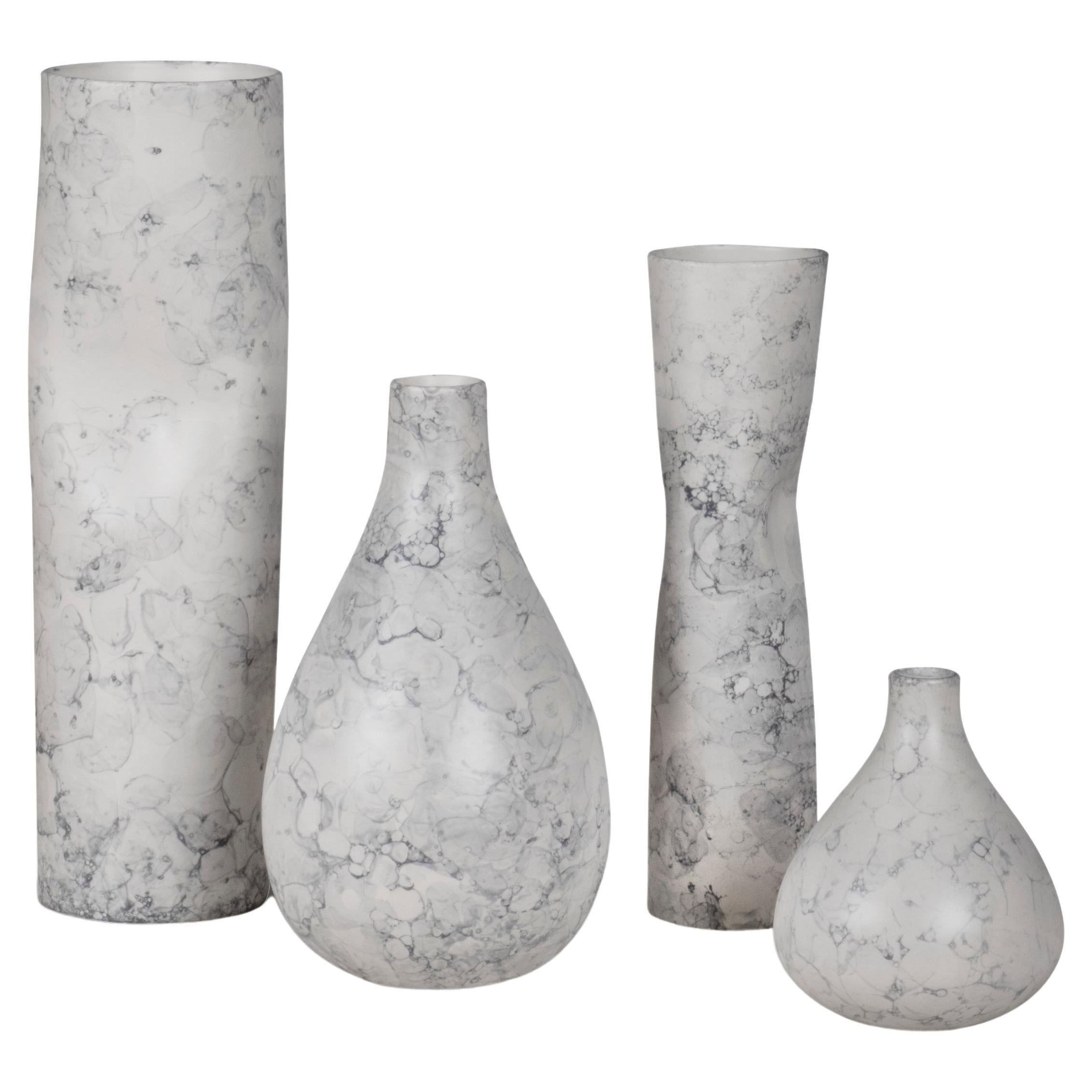 Ensemble de 6 vases en céramique blancs et bleus, fabriqués à la main au Portugal par Lusitanus Home Neuf - En vente à Lisboa, PT