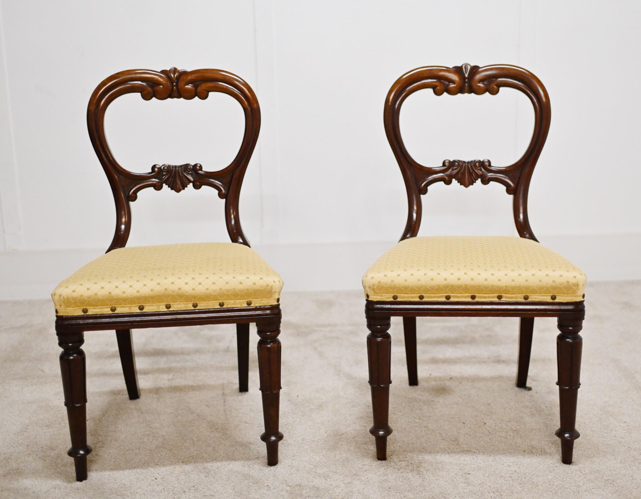 Ensemble de 6 chaises de salle à manger victoriennes 1840 en vente 2