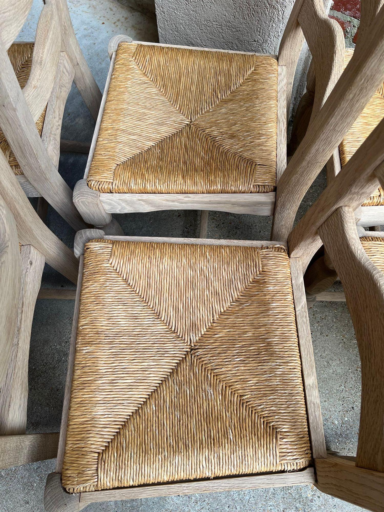 Set di 6 sedie da pranzo con schienale a scaletta francese vintage con seduta in giunco, in Oak Oak sbiancato. in vendita 11