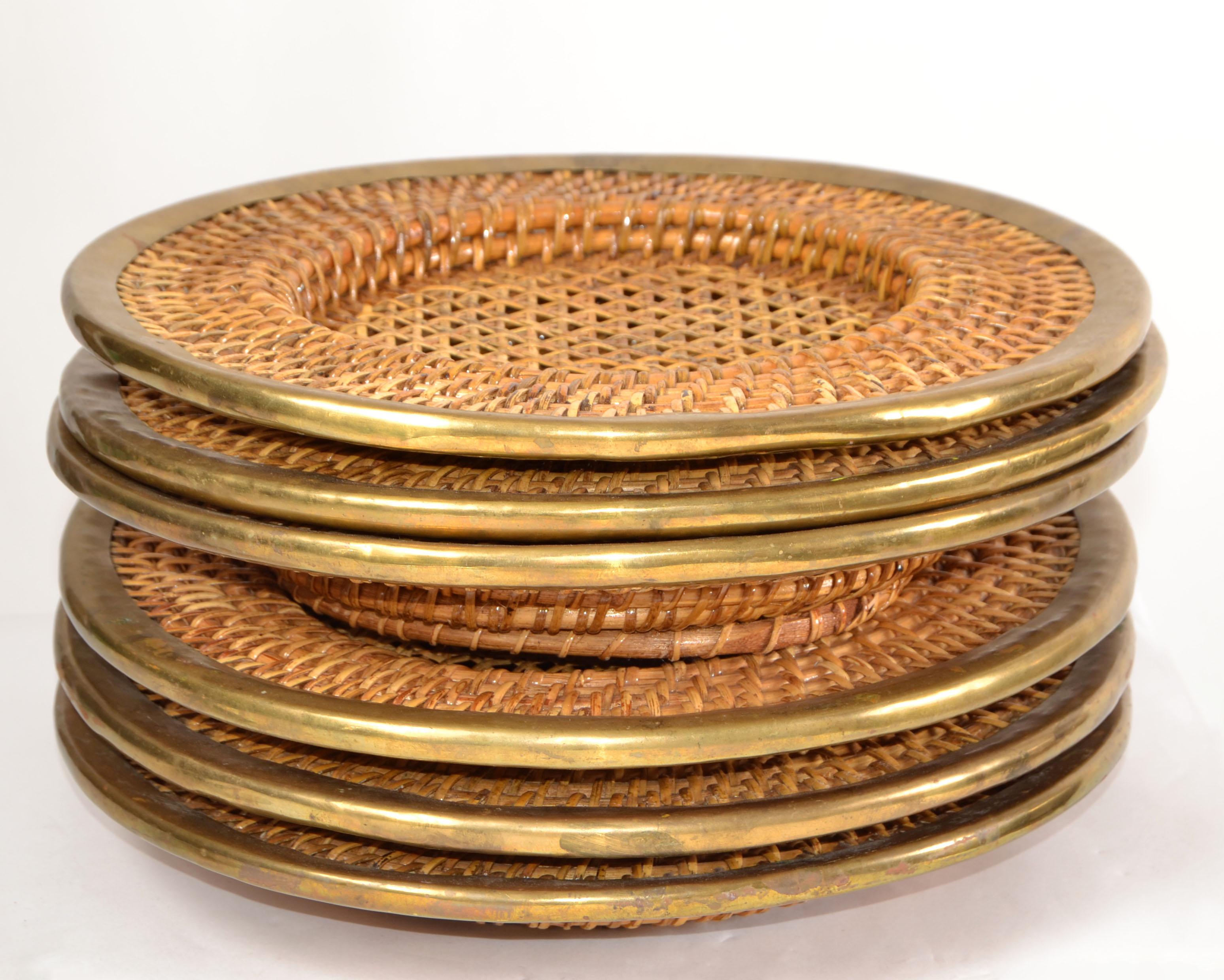 Hand-Crafted Set 6 Vintage Rattan Wicker Cane Brass Handwoven Place Sets Dinner Plates Boho  For Sale
