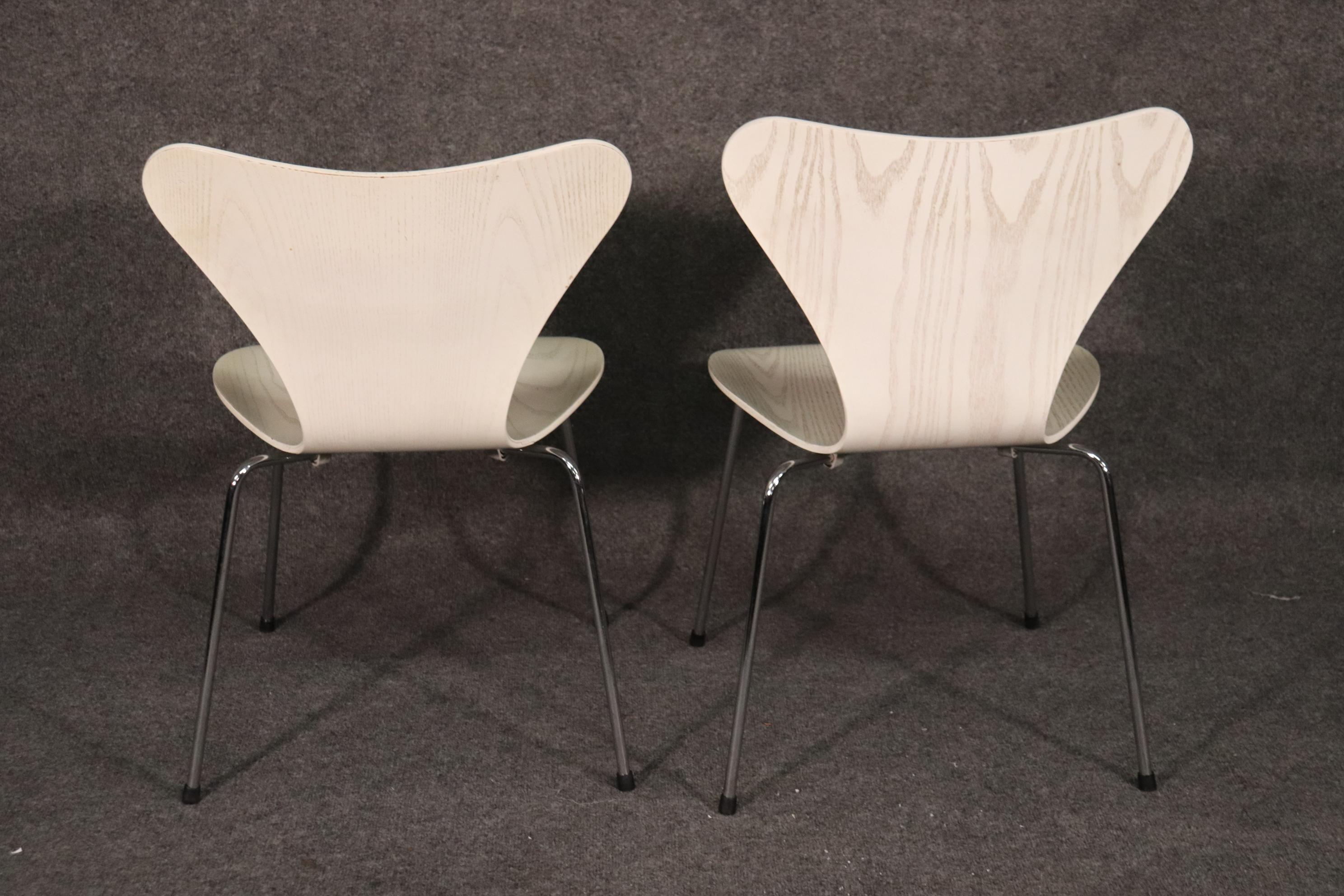 Late 20th Century Set of 6 White Laminated Oak Mid-Century Modern Chrome Leg Dining Chairs