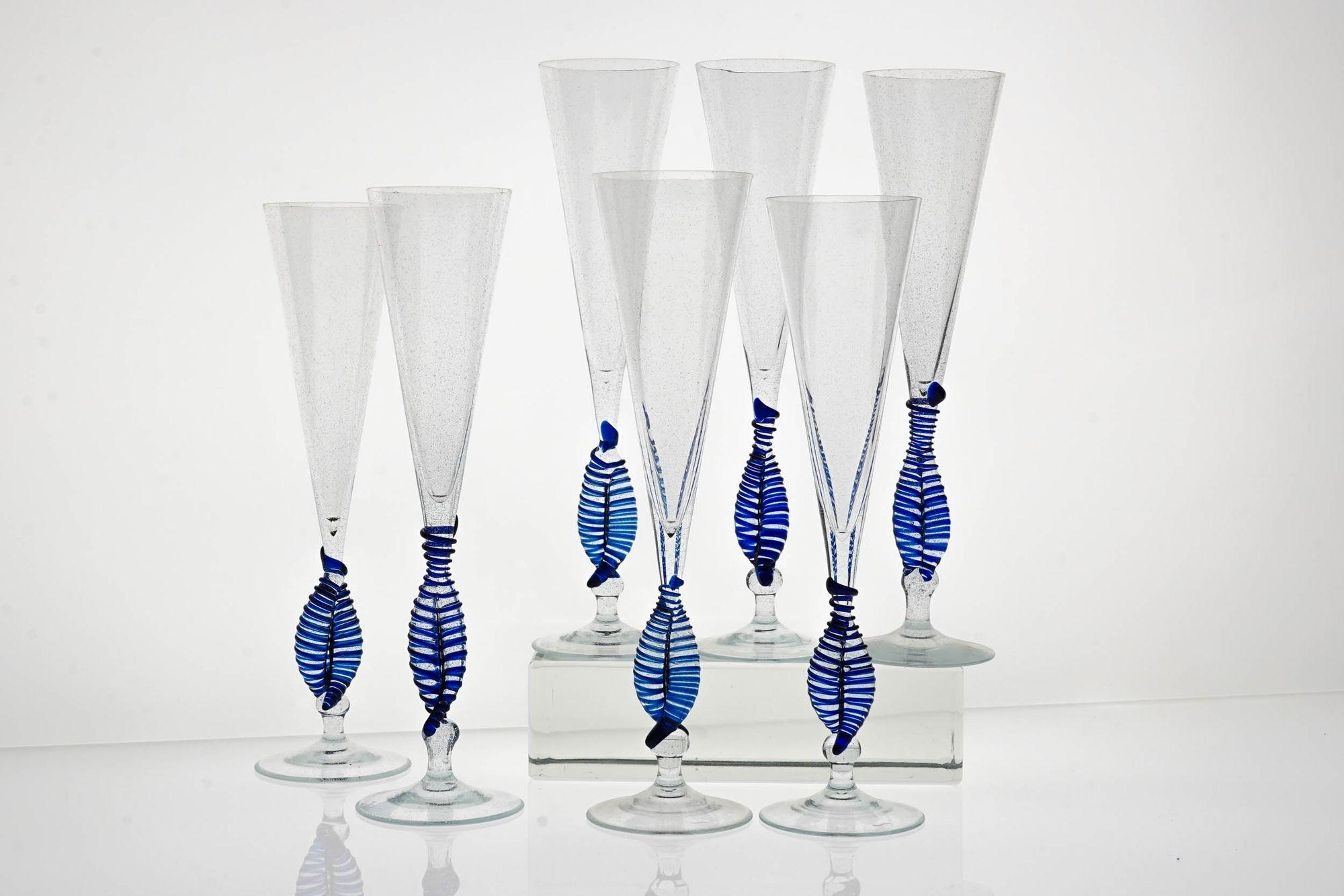 Set 7 Cenedese Ballerina Flutes, Cobalt bead and pulegoso Murano Glass, Signed For Sale 10