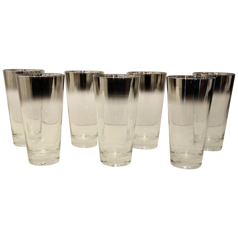https://a.1stdibscdn.com/set-7-dorothy-thorpe-style-mercury-fade-ombre-cocktail-highball-drinks-glasses-for-sale/1121189/f_27787521617133714539/2778752_master.jpeg?width=768