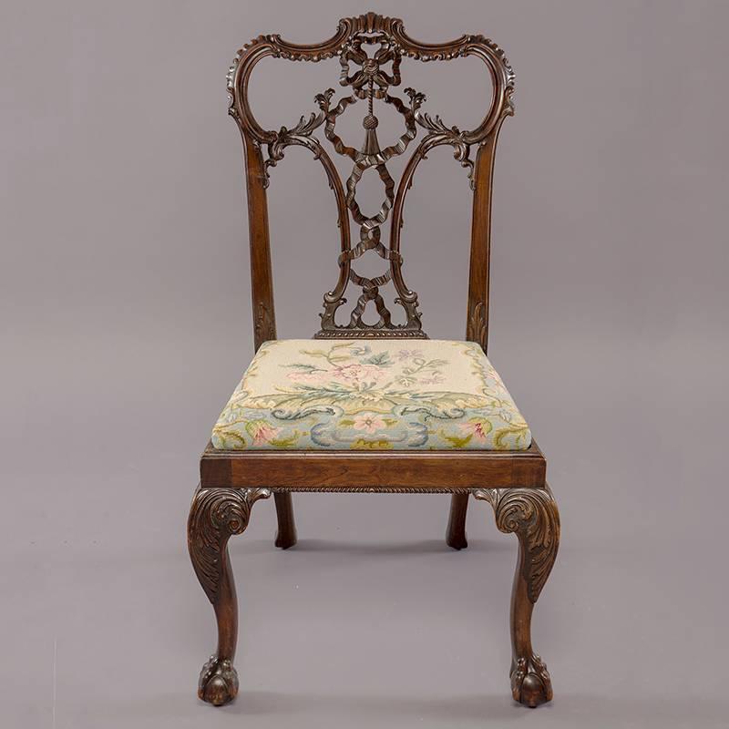 Set Eight 19th Century Hand-Carved Chippendale Tassel Back Dining Chairs In Good Condition In Troy, MI