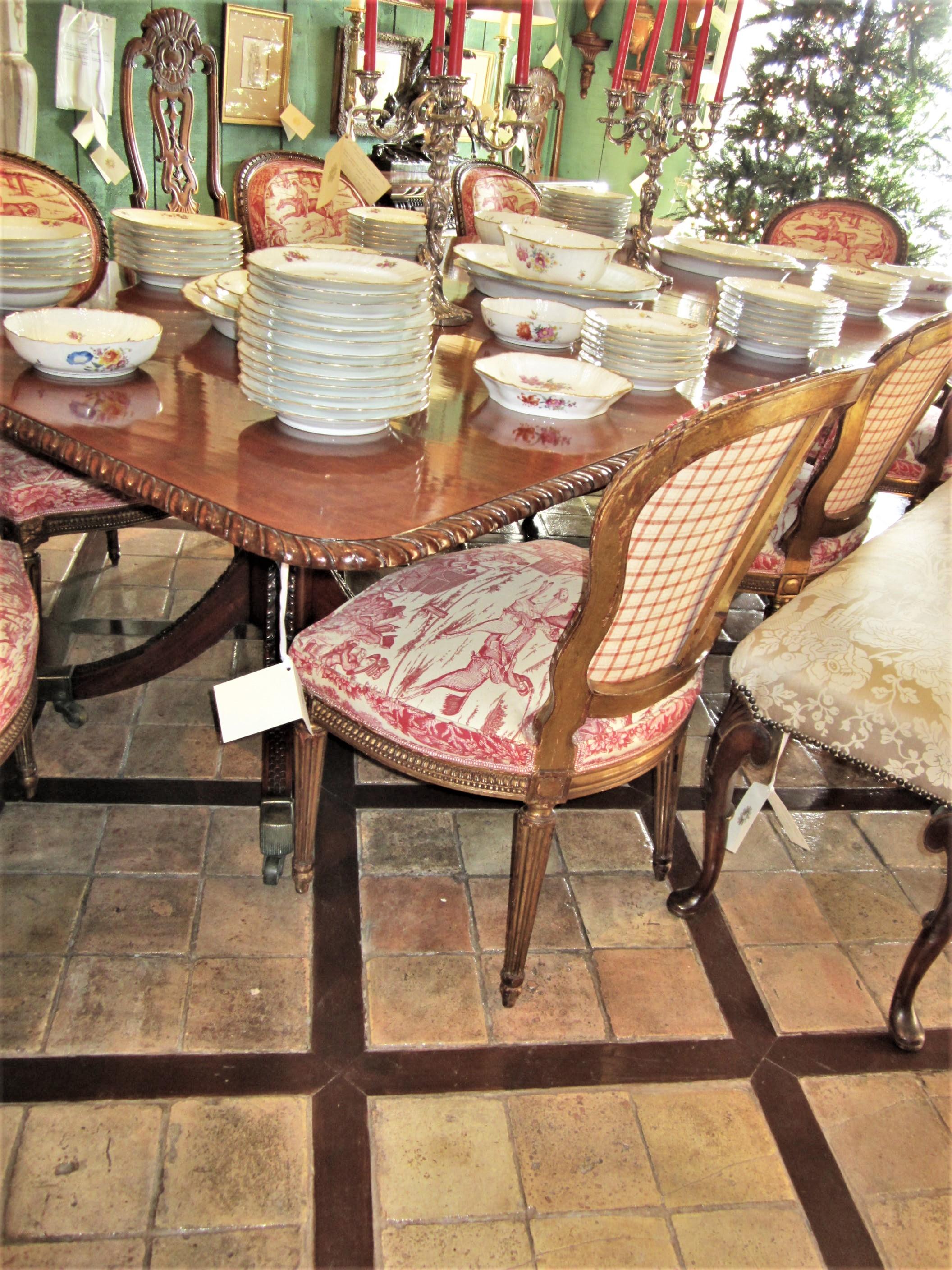 Set 8 19th C. Louis XVI Style Carved Gilt wood Dining / Side Chairs Pink Fabric For Sale 10