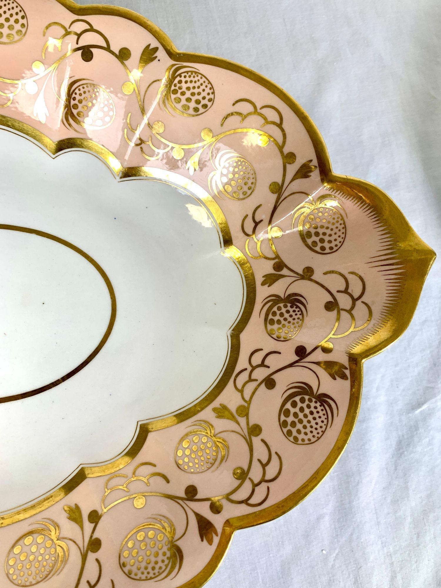 19th Century Set 8 Antique English Worcester Porcelain Hand Painted Strawberry Pattern C.1820 For Sale