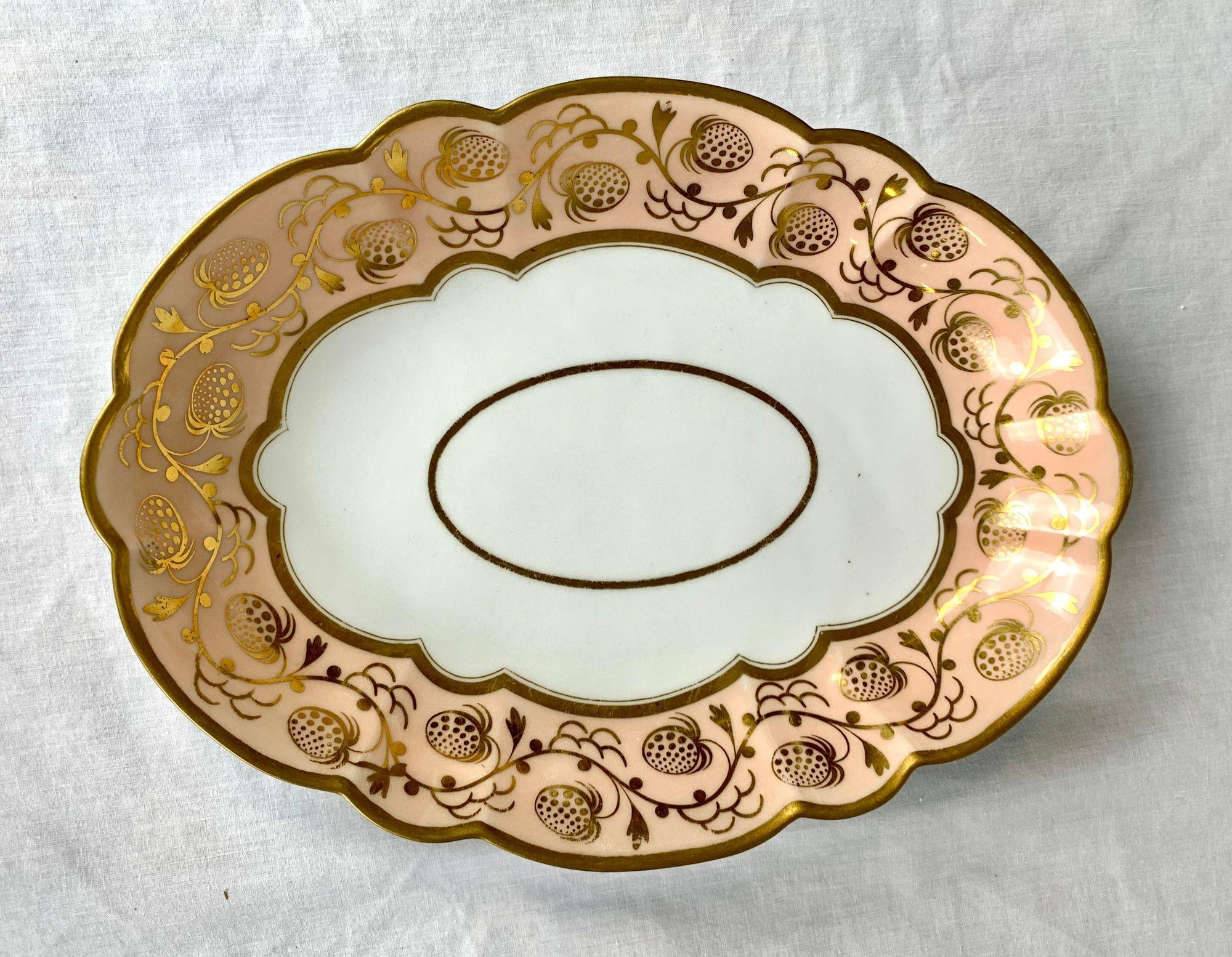 Set 8 Antique English Worcester Porcelain Hand Painted Strawberry Pattern C.1820 For Sale 3