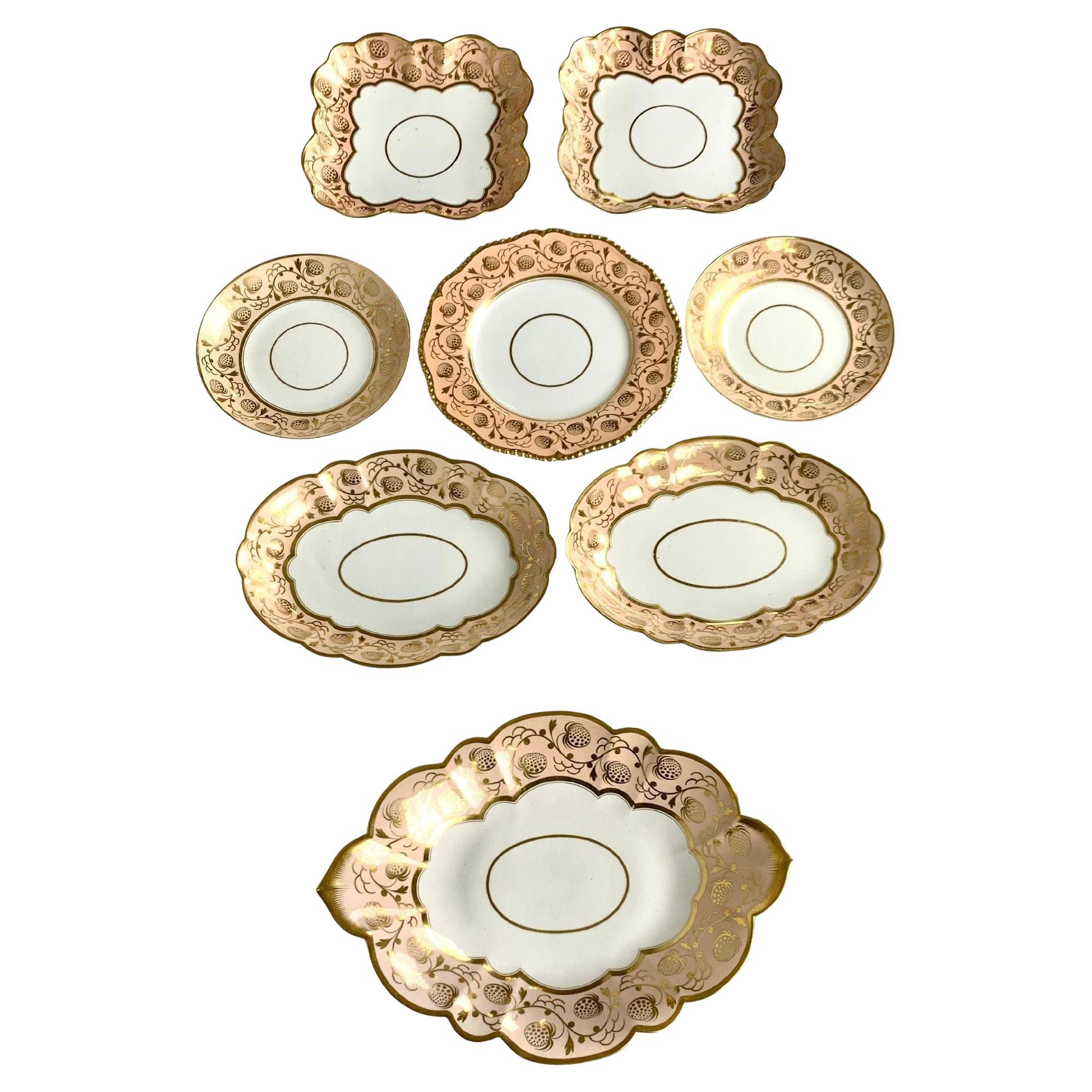 Set 8 Antique English Worcester Porcelain Hand Painted Strawberry Pattern C.1820 For Sale