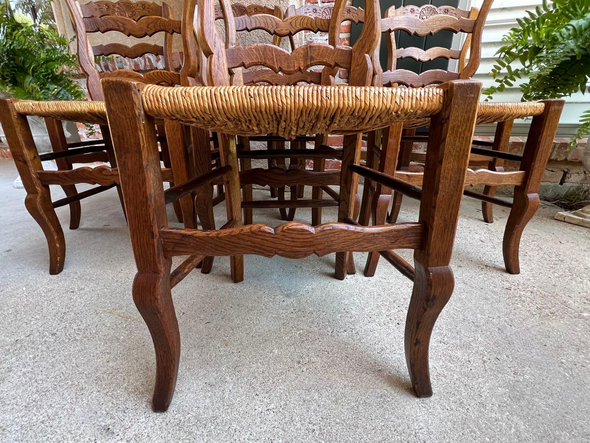 Set 8 Antique French Country Dining Chairs Carved Oak Rush Seat Ladder Back For Sale 4
