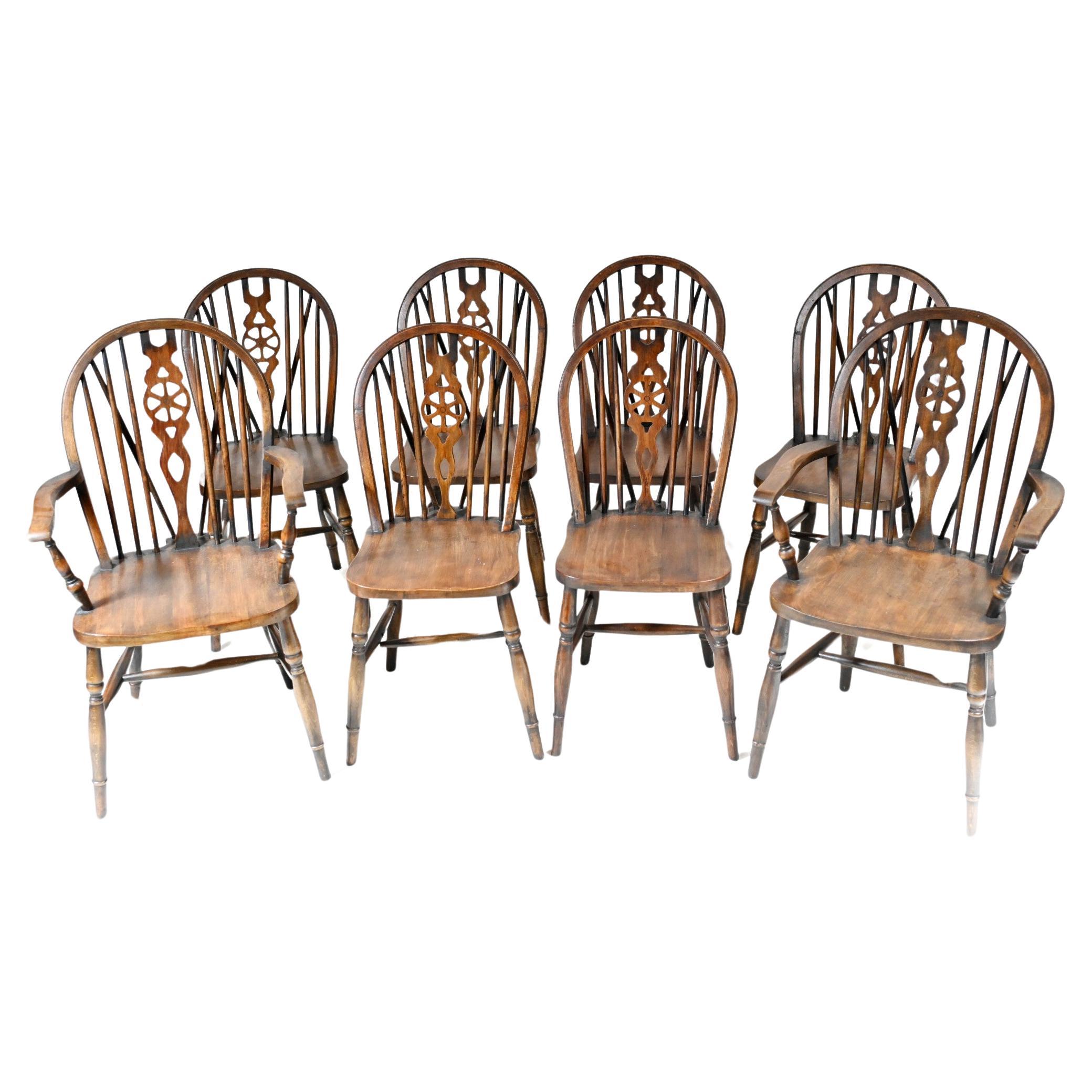 Ensemble de 8 chaises anciennes Windsor à dossier roulant de cuisine 1890