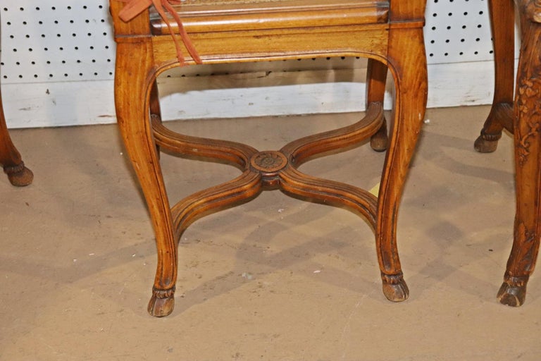 Set 8 French Carved Walnut Cane Seated Louis XV Country Dining Chairs  For Sale 7