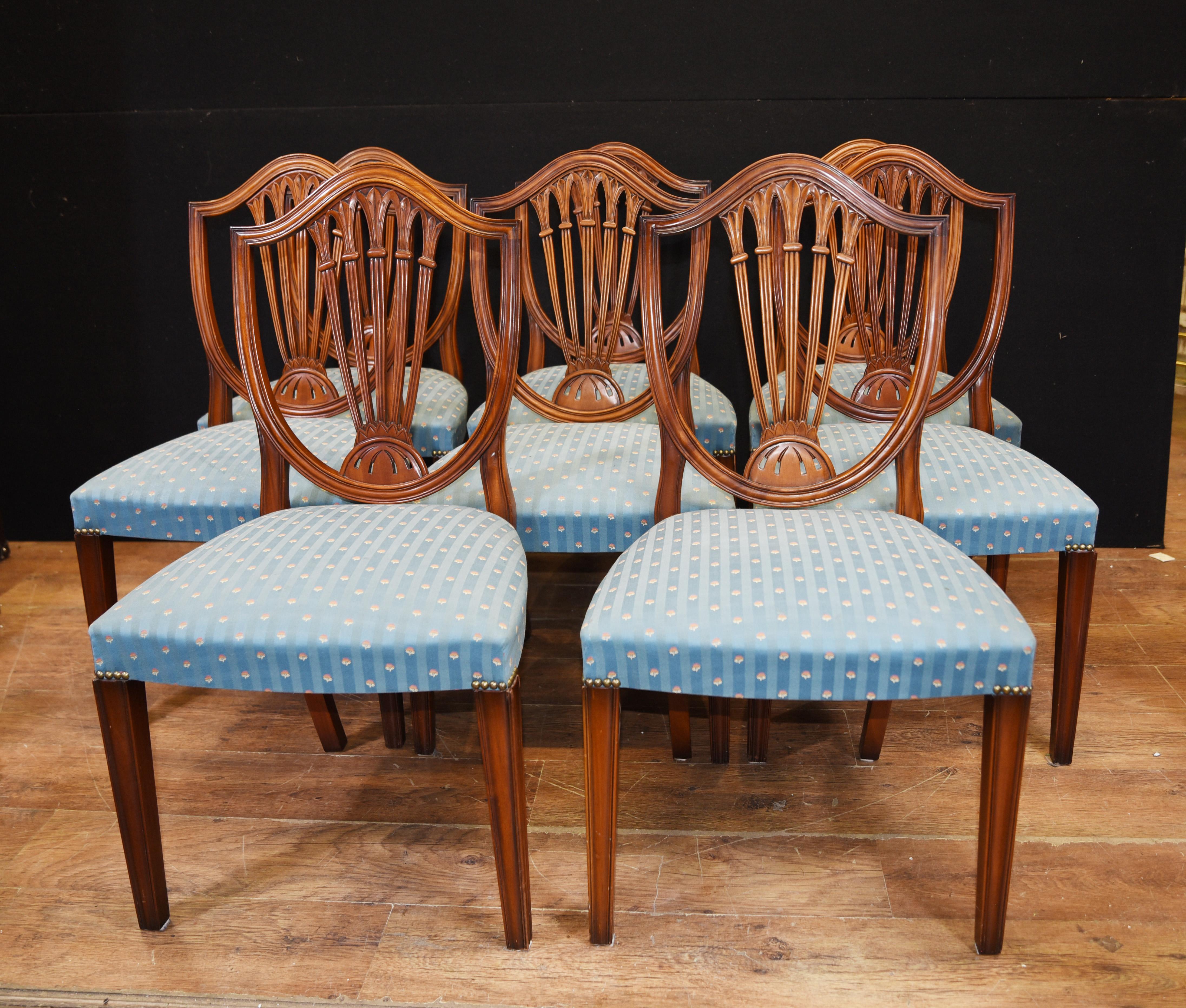 - Gorgeous pair of Hepplewhite style antique dining chairs
- Handsome set with classic Hepplewhite backsplat
- We have various dining tables to match if you are looking for a complete set
- Viewings available by appointment
- Offered in great