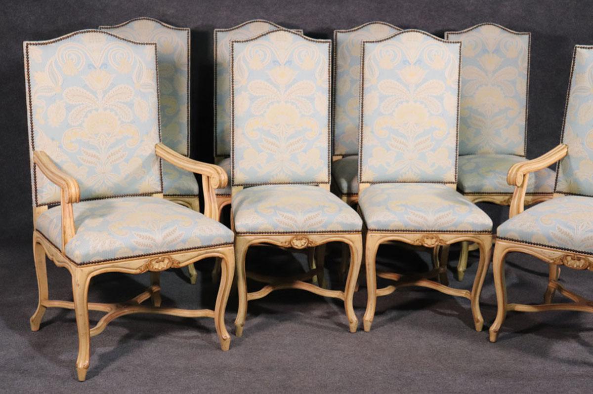 Mid-20th Century Set of 8 Maison Jansen Cr�ème Paint and Gold Gilded French Louis XV Dining Chairs
