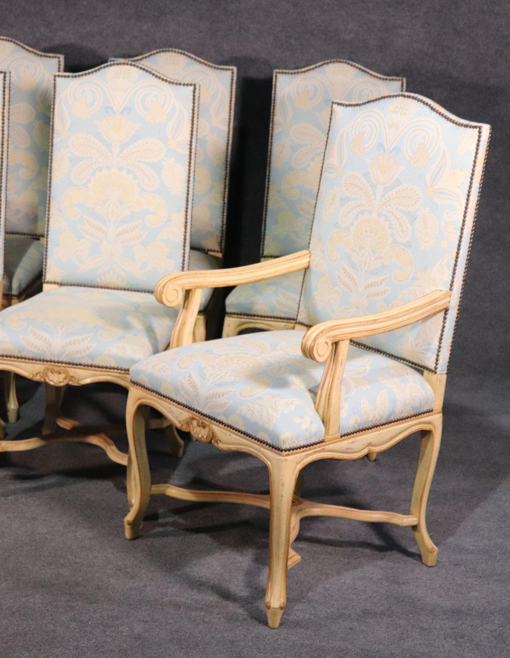 Walnut Set of 8 Maison Jansen Crème Paint and Gold Gilded French Louis XV Dining Chairs