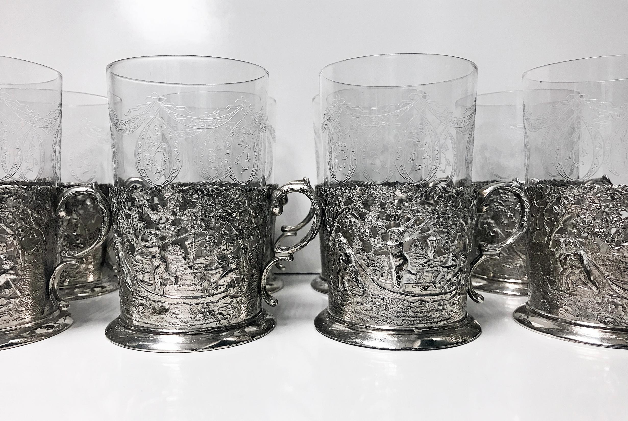 Set of 8 Silver Tea Holders with engraved glasses, Germany, circa 1900 In Good Condition In Toronto, Ontario