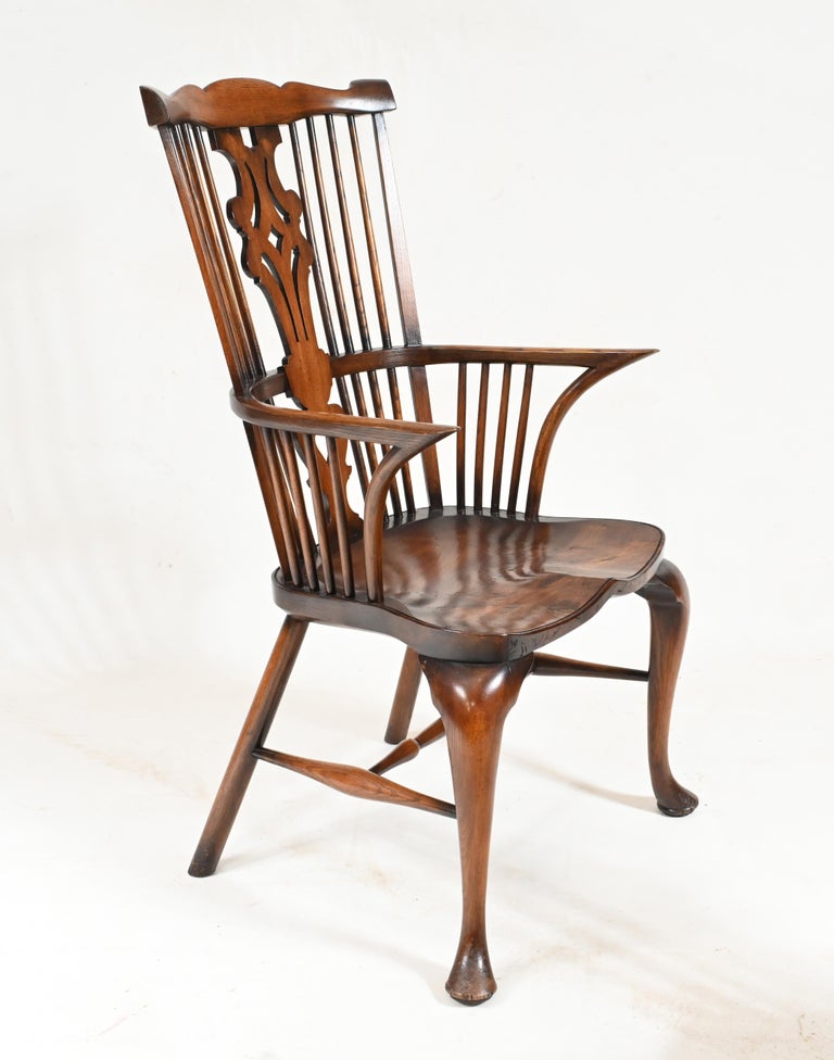 Set 8 Windsor Chairs Yew Farmhouse Dining Furniture For Sale at 1stDibs