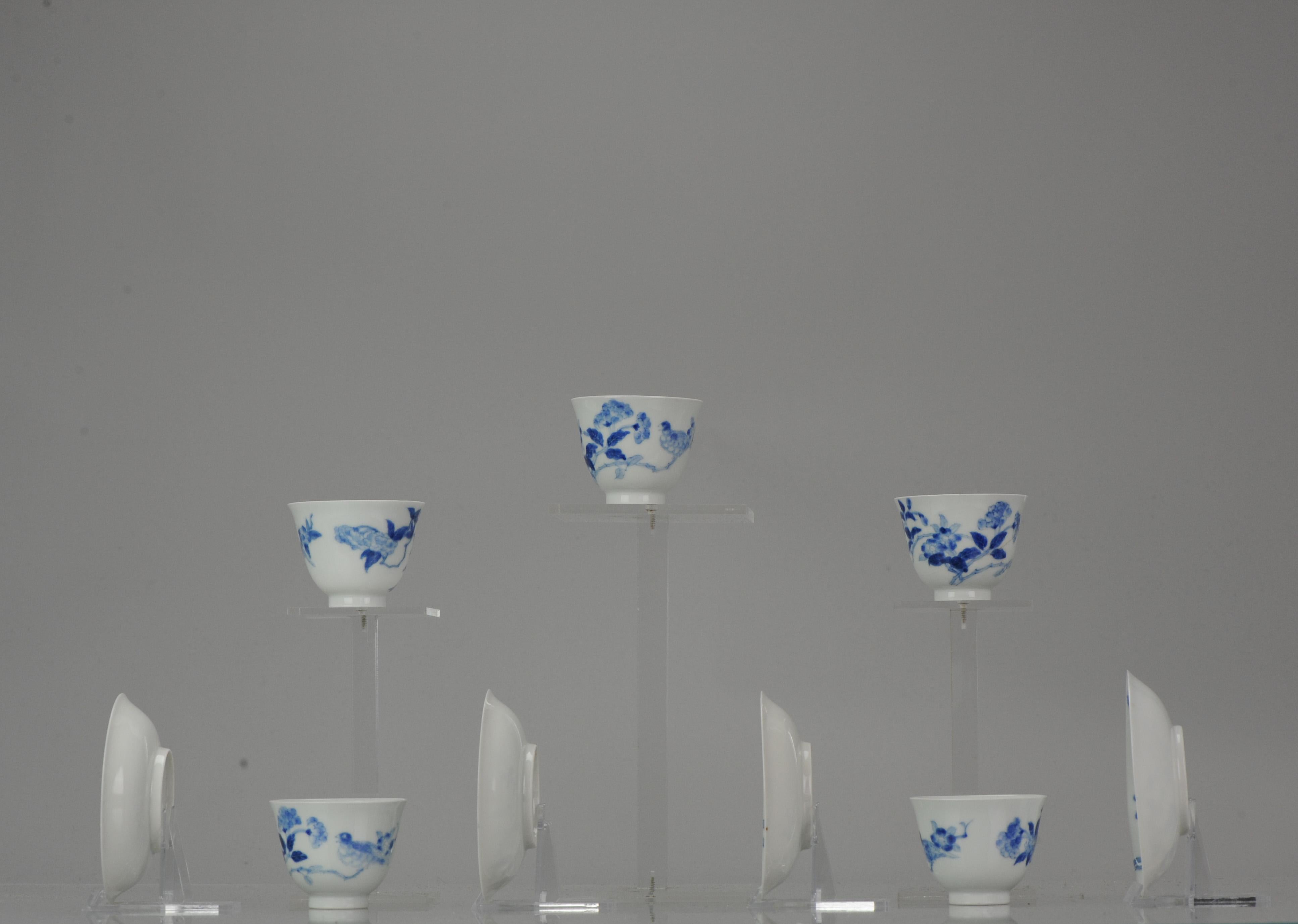 Ensemble de bols à thé anciens en porcelaine japonaise Edo/Meiji Arita bleu et blanc du 19ème siècle Bon état - En vente à Amsterdam, Noord Holland