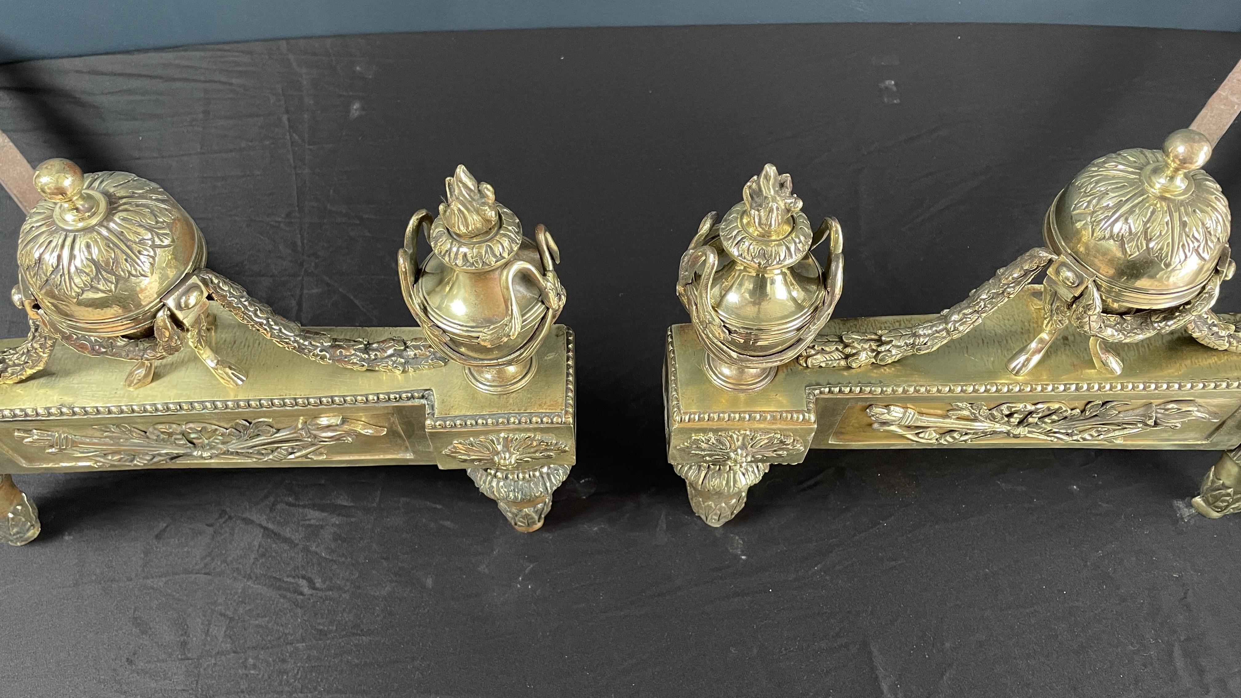 Set Antique French Andirons or Firedogs Brass In Good Condition For Sale In Oostvoorne, NL