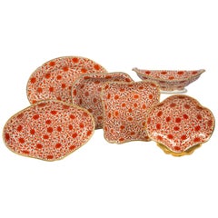 Set Antique Porcelain Dishes in Coalport's Red Chrysanthemum Pattern circa 1810