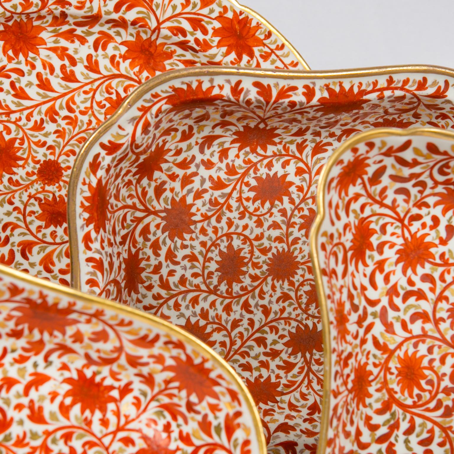 Regency Set Antique Porcelain Dishes in Coalport's Red Chrysanthemum Pattern circa 1810