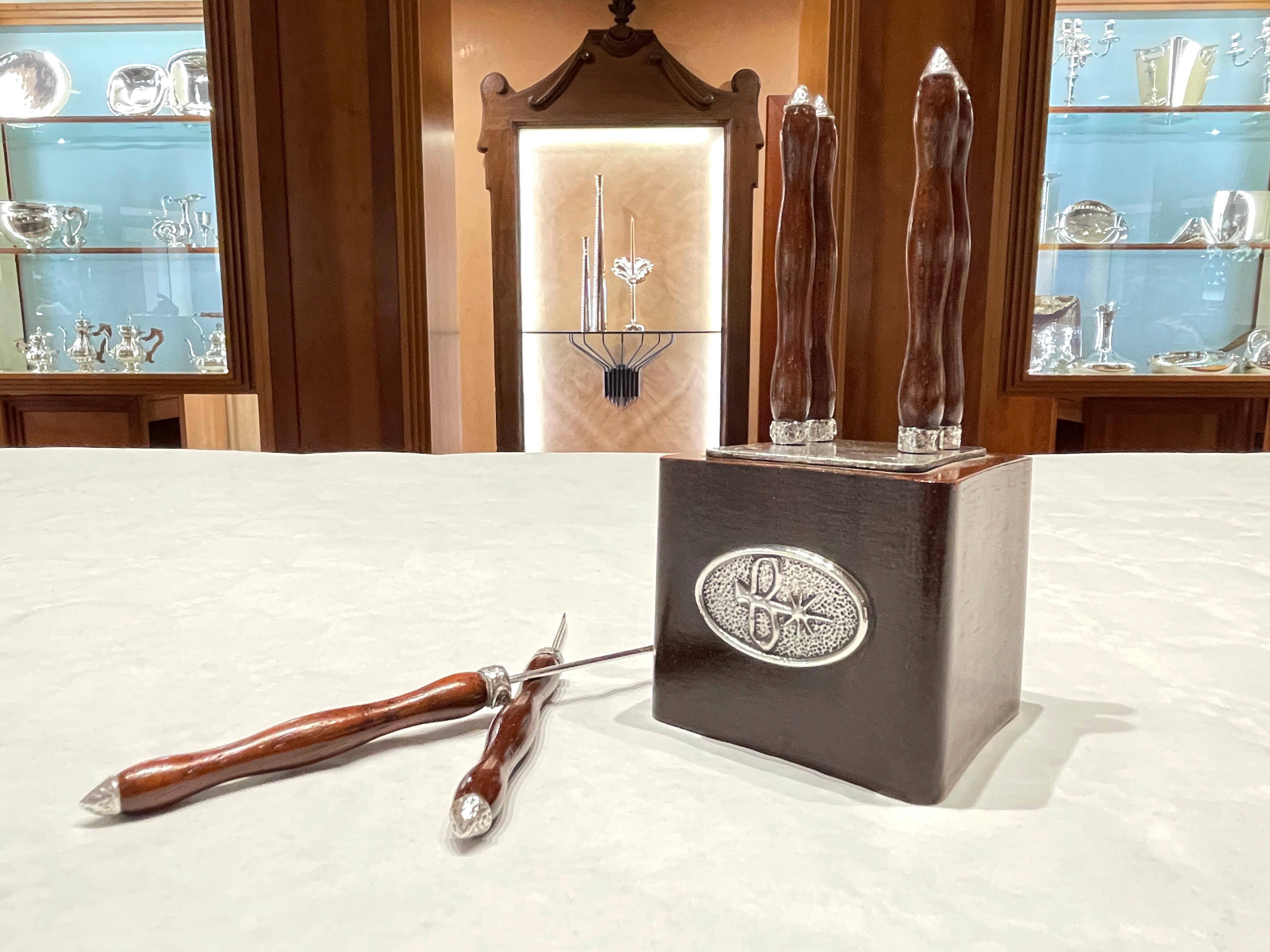 Juego de aperitivo Torrini con 6 espátulas de madera y plata 925 Contemporáneo en venta